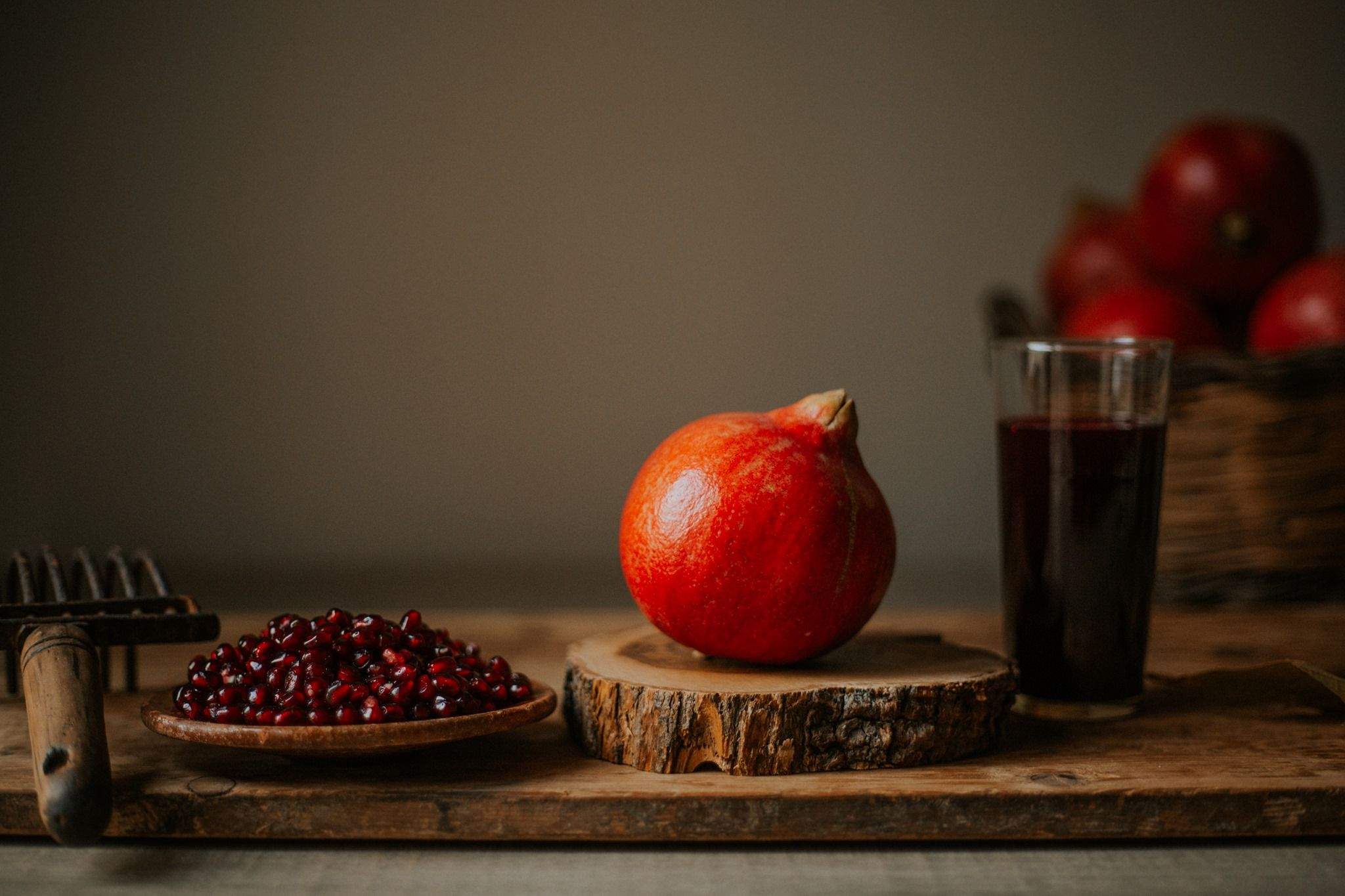 La granada, producto elegido para la iniciativa Sabores e Historia, de Fraga. Las academias defienden el producto local.