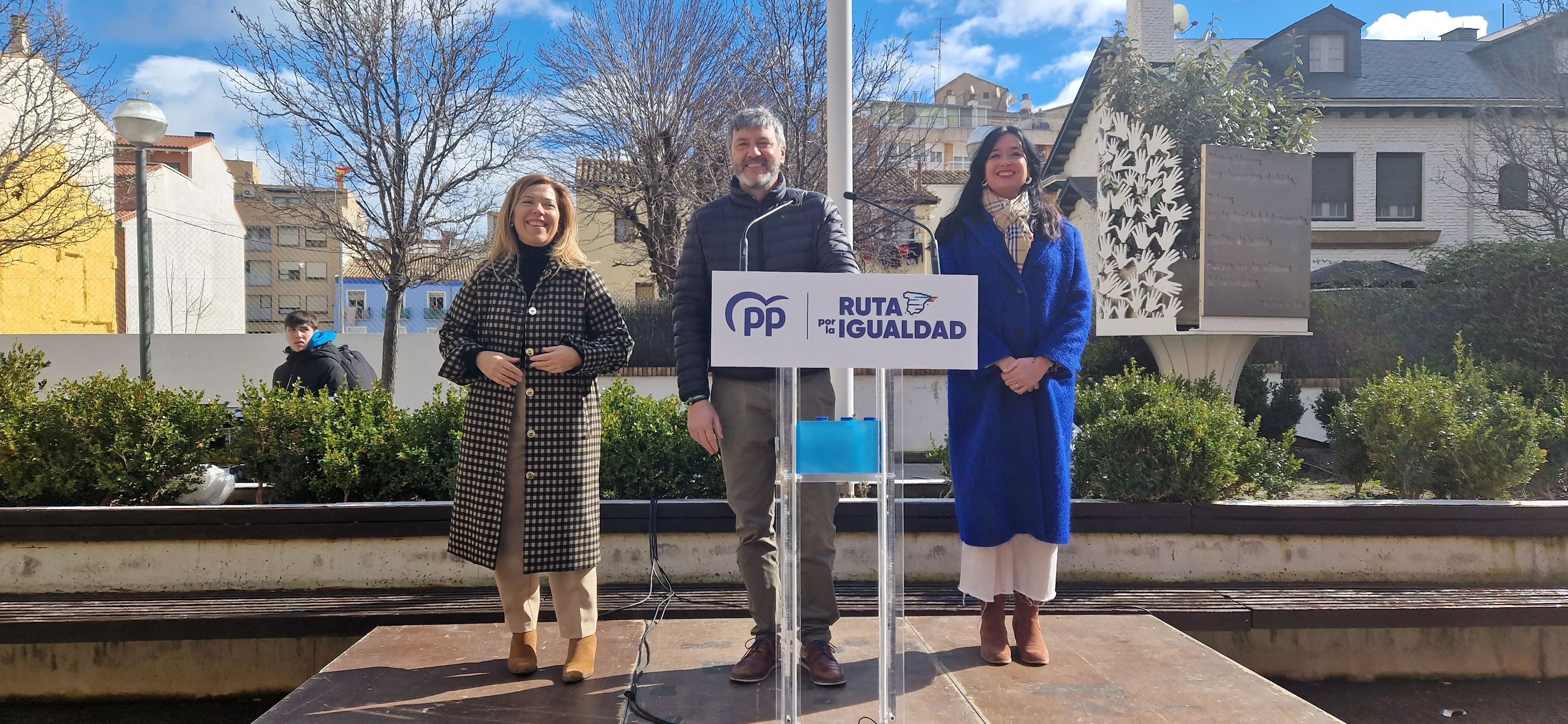  La ruta por la igualdad del PP Huesca. Foto Myriam Martínez 