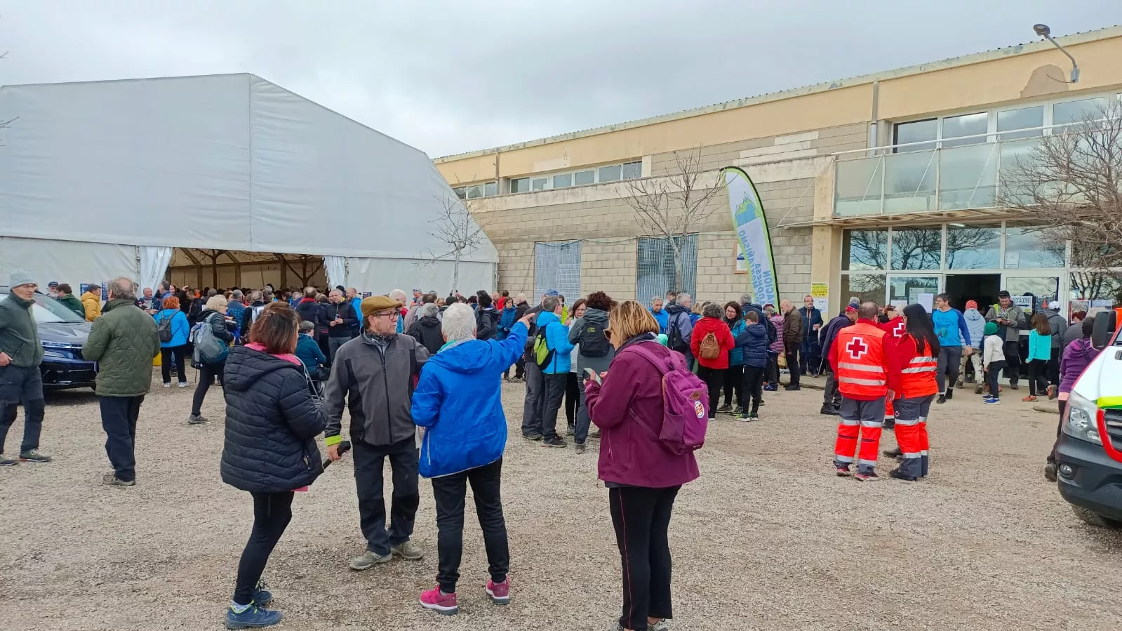 VII Caminata en la Flor del Almendro de Ayerbe. 