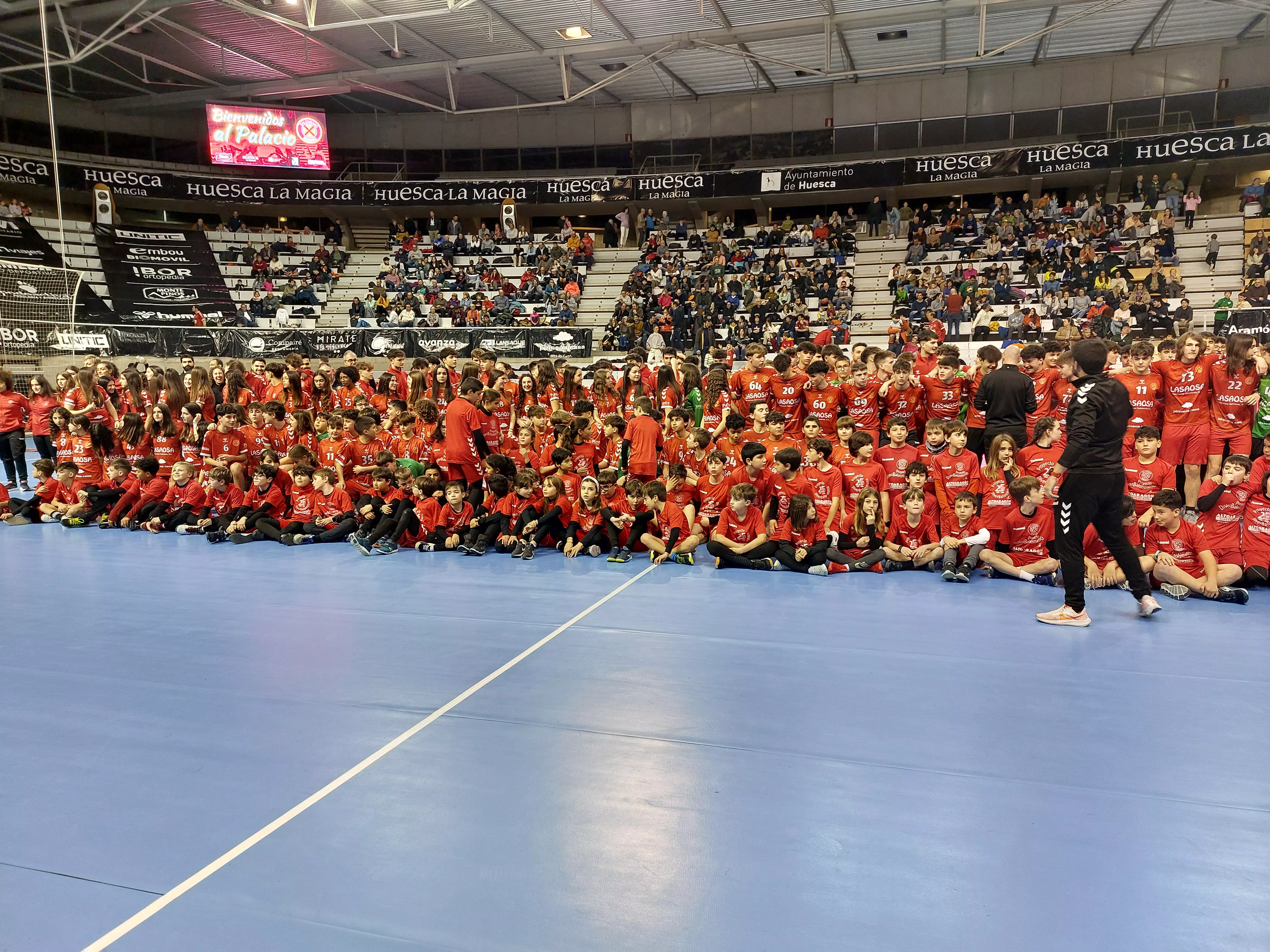 Presentación de la cantera de Balonmano Huesca