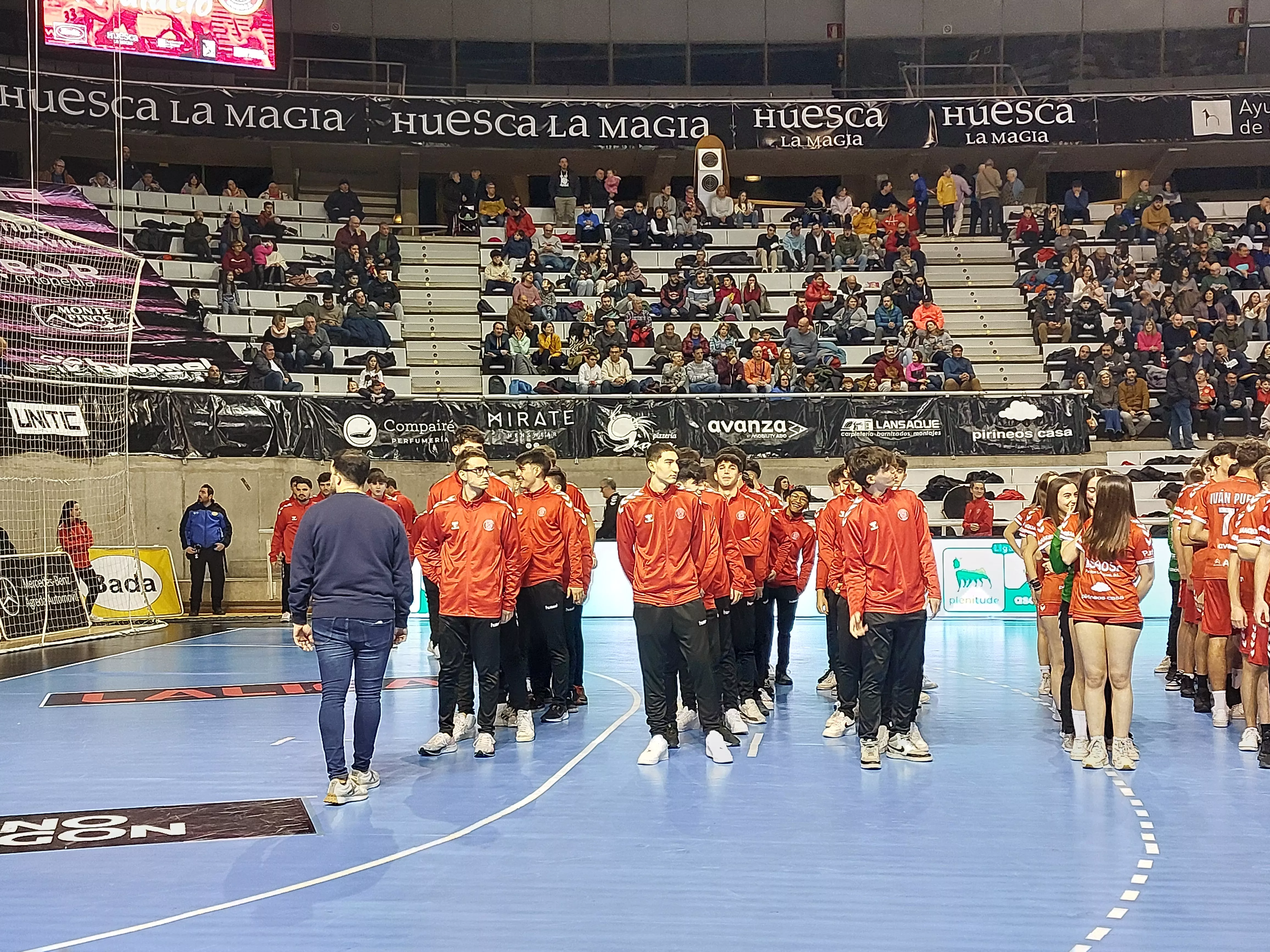Presentación de la cantera de Balonmano Huesca