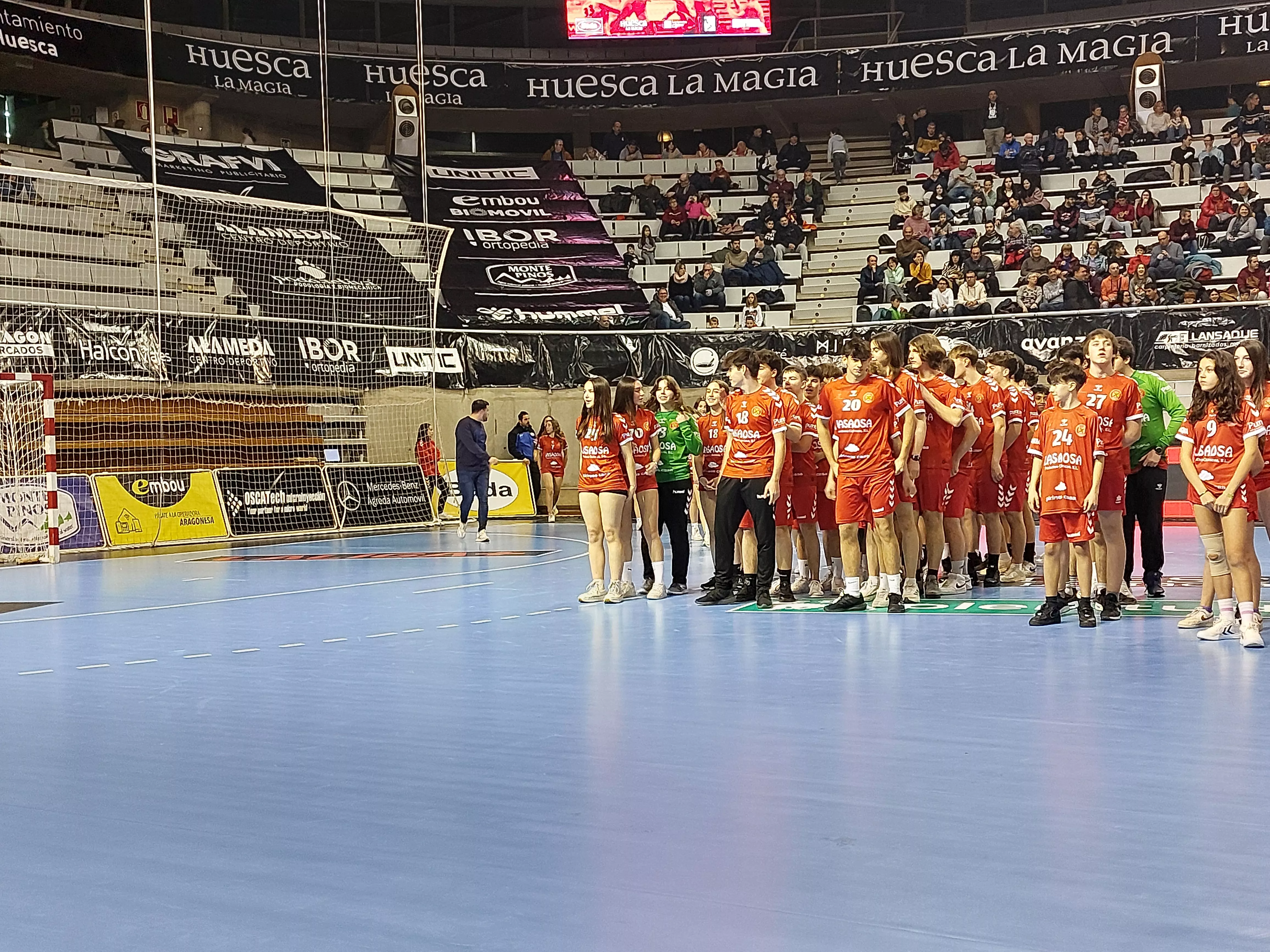 Presentación de la cantera de Balonmano Huesca
