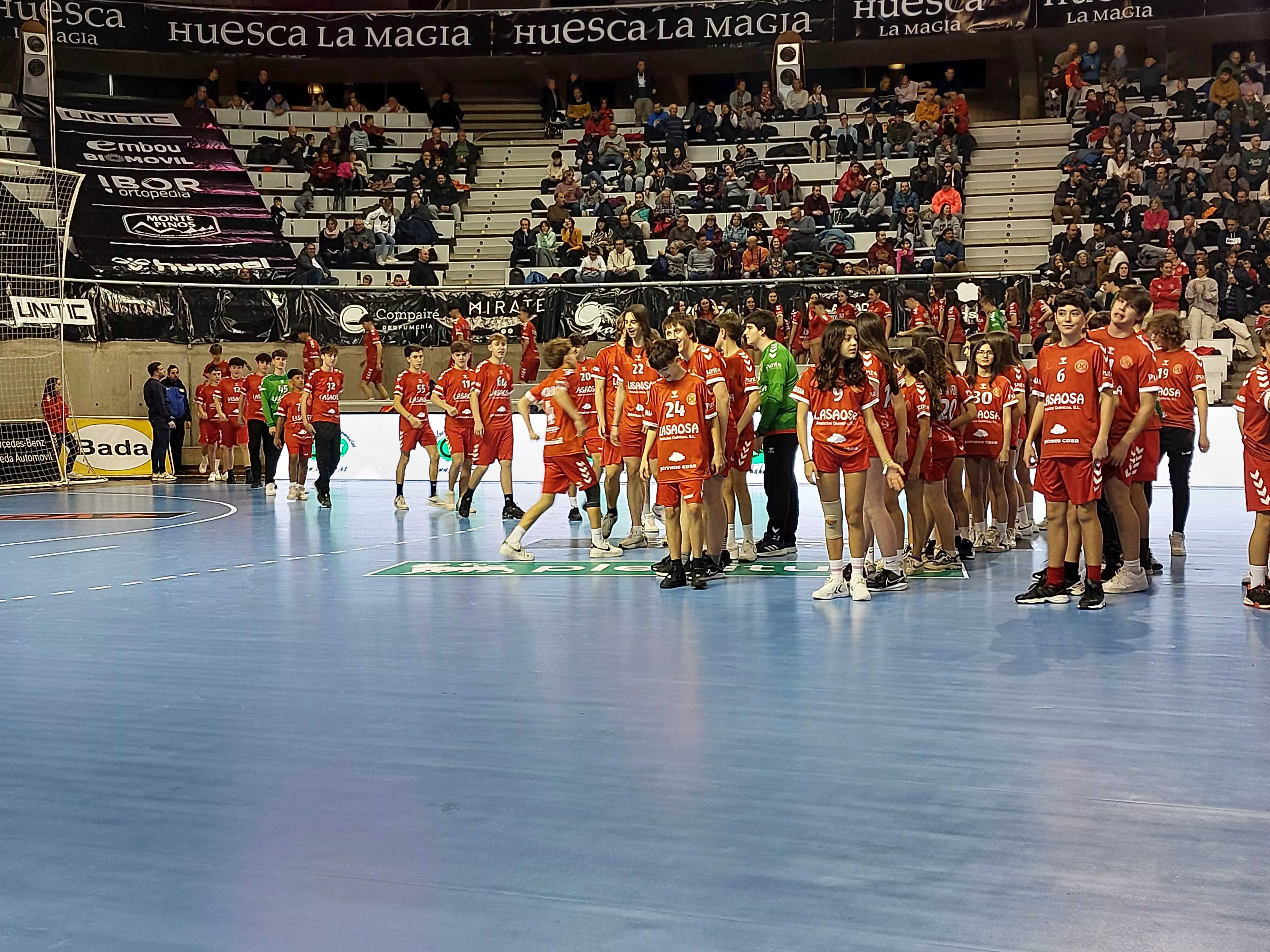 Presentación de la cantera de Balonmano Huesca