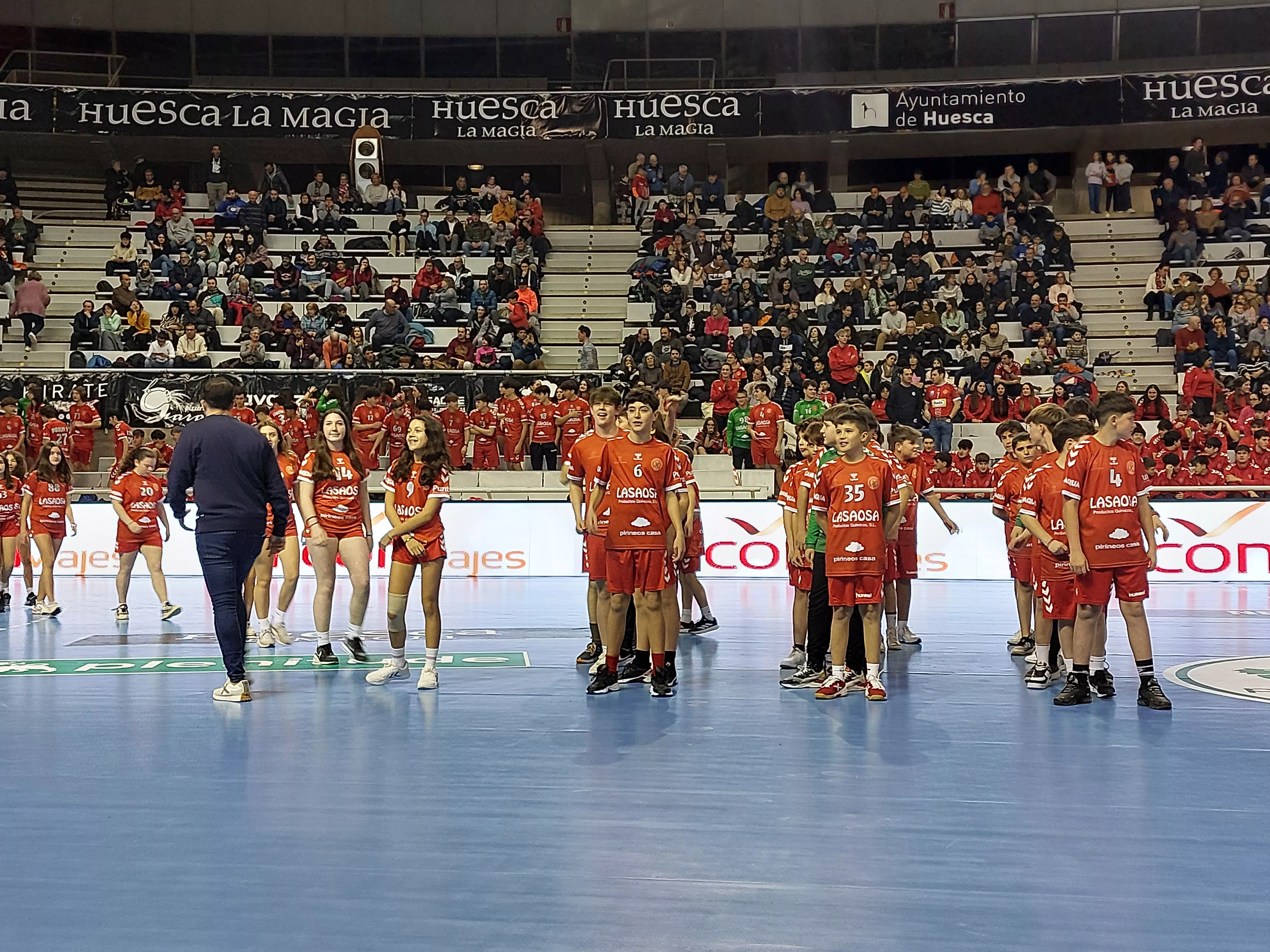 Presentación de la cantera de Balonmano Huesca