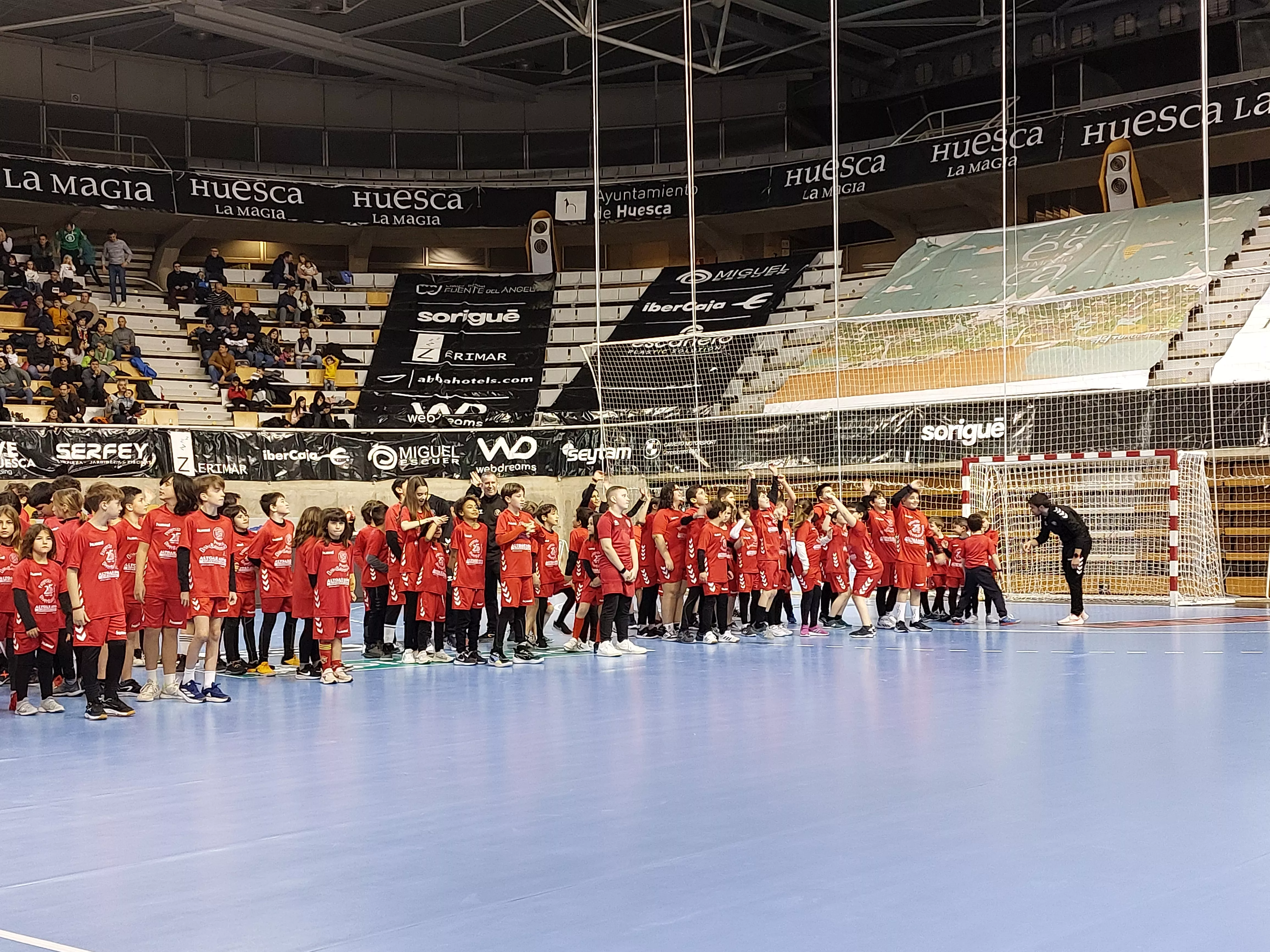 Presentación de la cantera de Balonmano Huesca