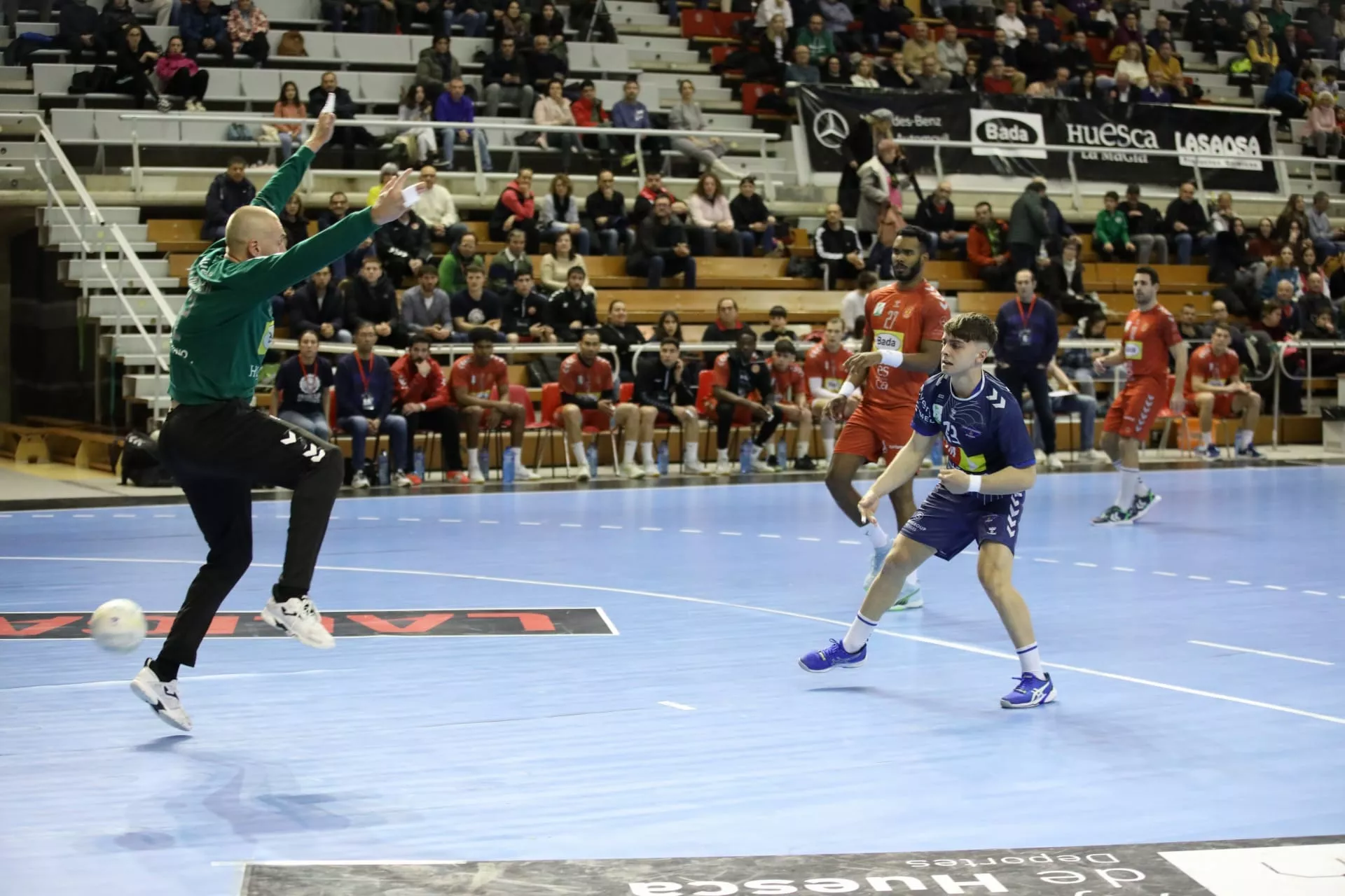 Bada Huesca Benidorm 5