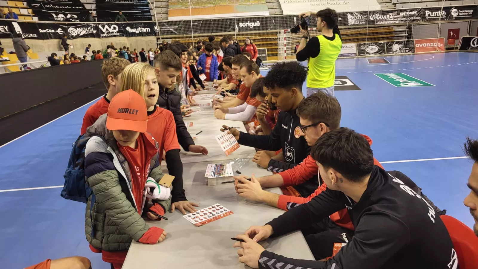 Presentación de la cantera de Balonmano Huesca