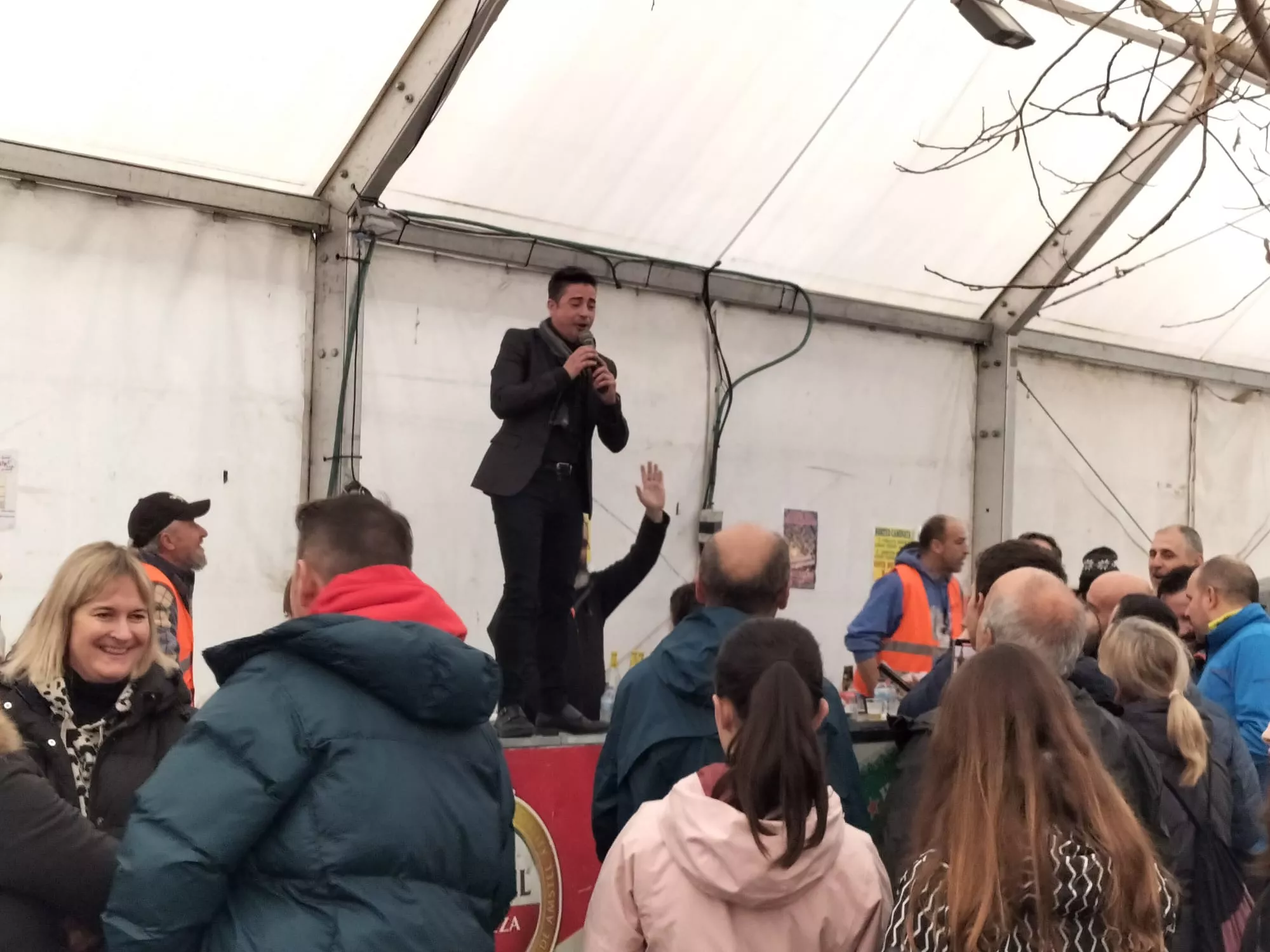 Segunda jornada de la VII Caminata en la Flor del Almendro de Ayerbe.