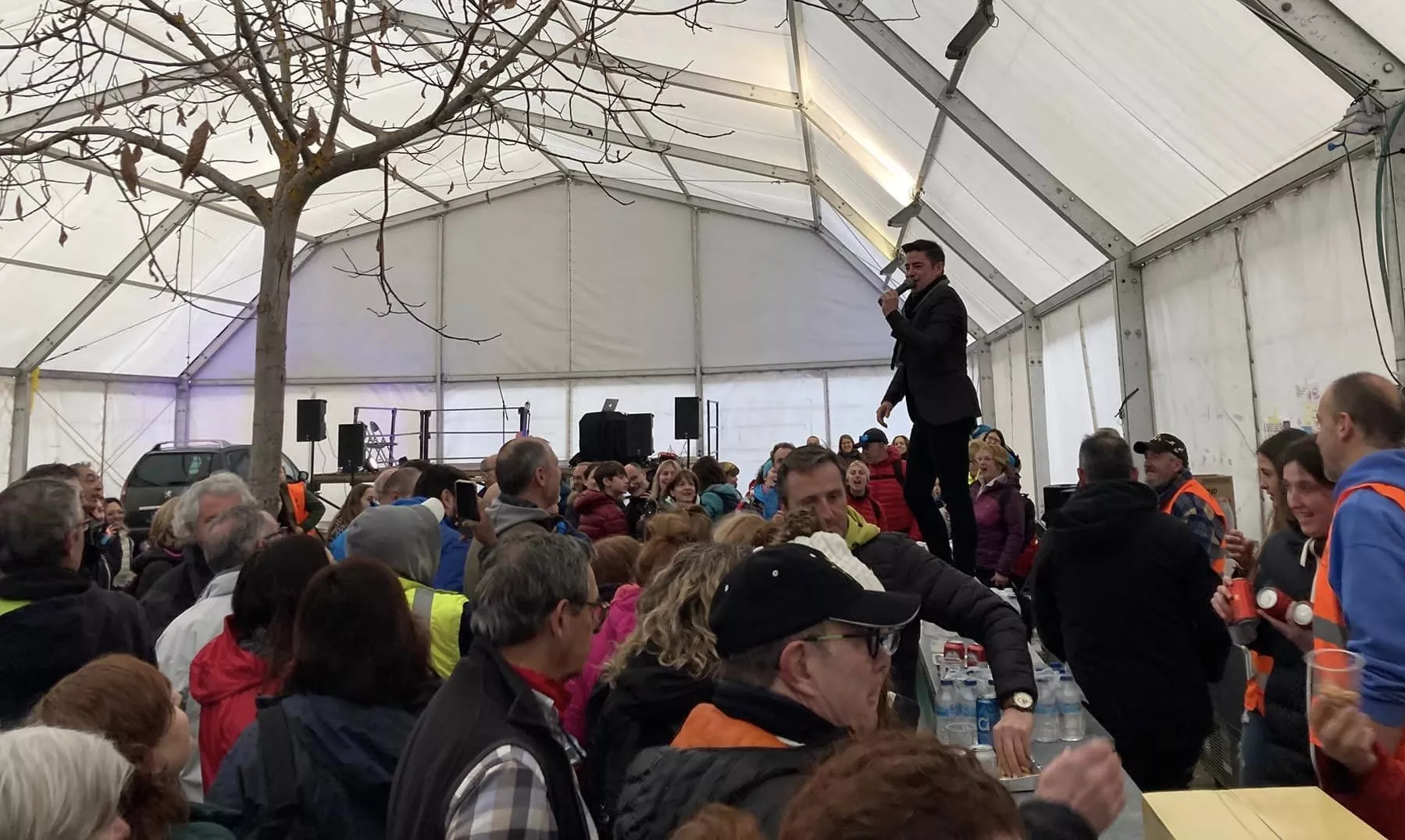Segunda jornada de la VII Caminata en la Flor del Almendro de Ayerbe.