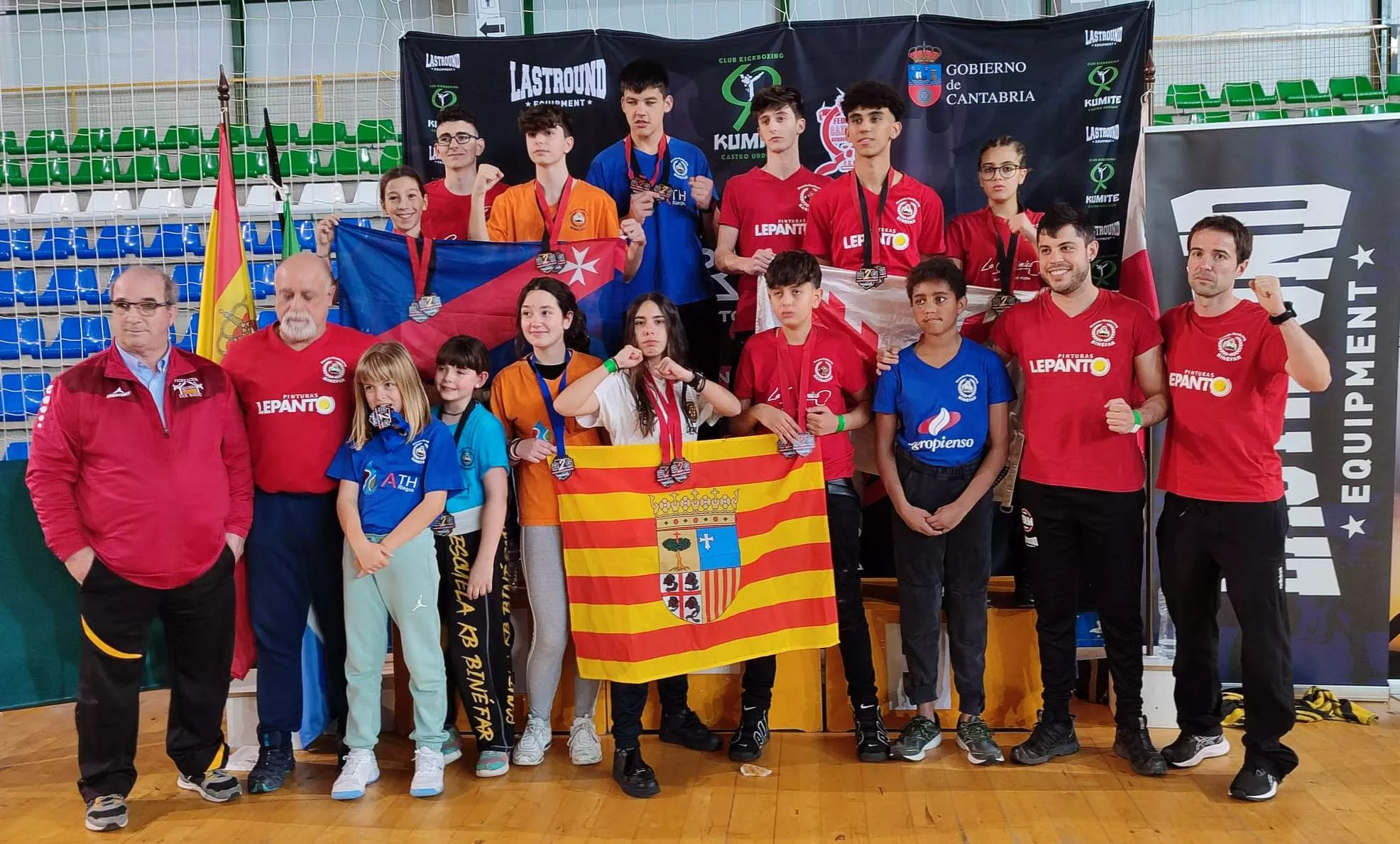 Escuelas kickboxing de Barbastro y Binéfar.
