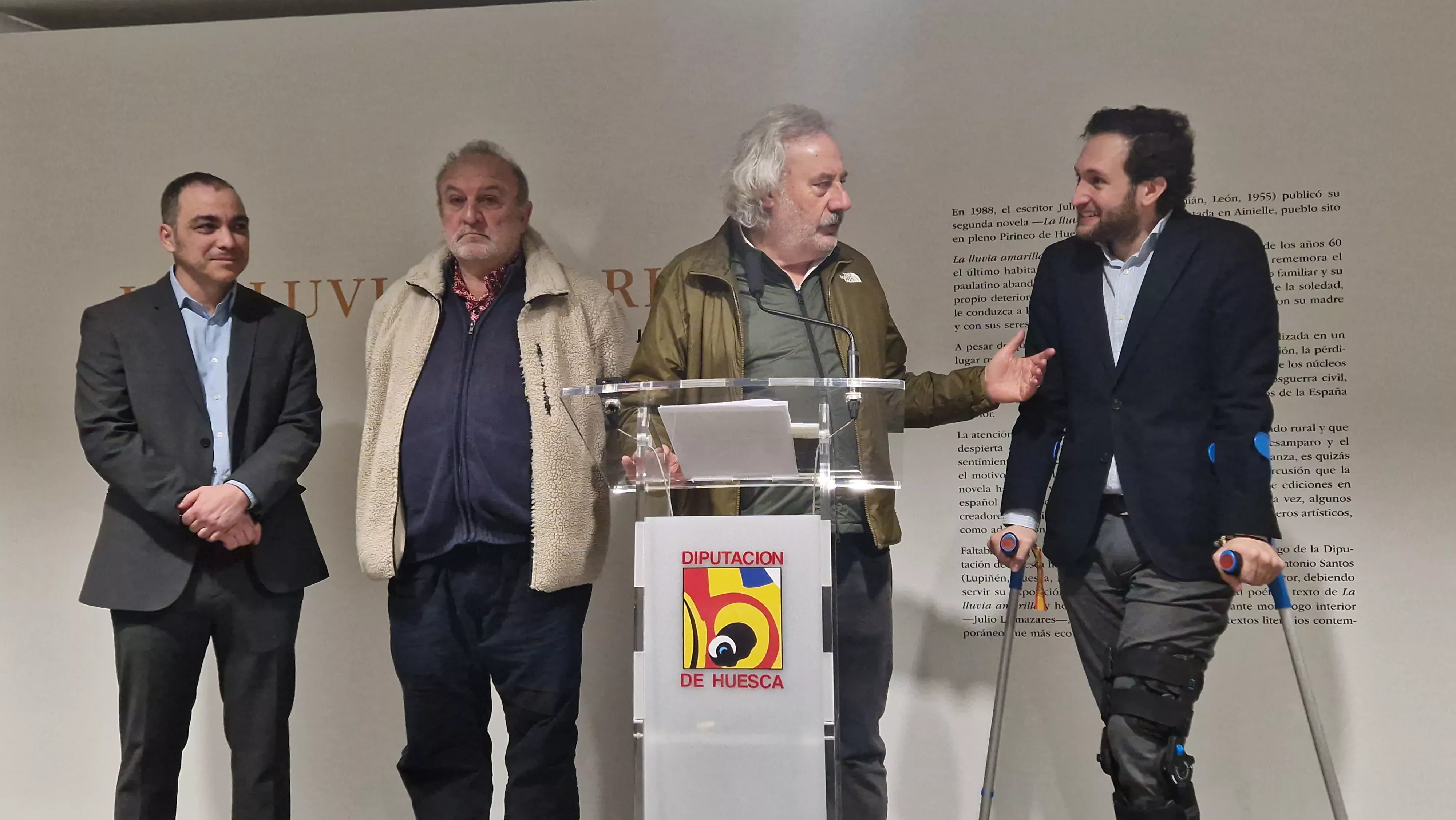 Carlos Sampériz, Antonio Santos, Julio Llamazares e Isaac Claver. Foto Myriam Martínez 