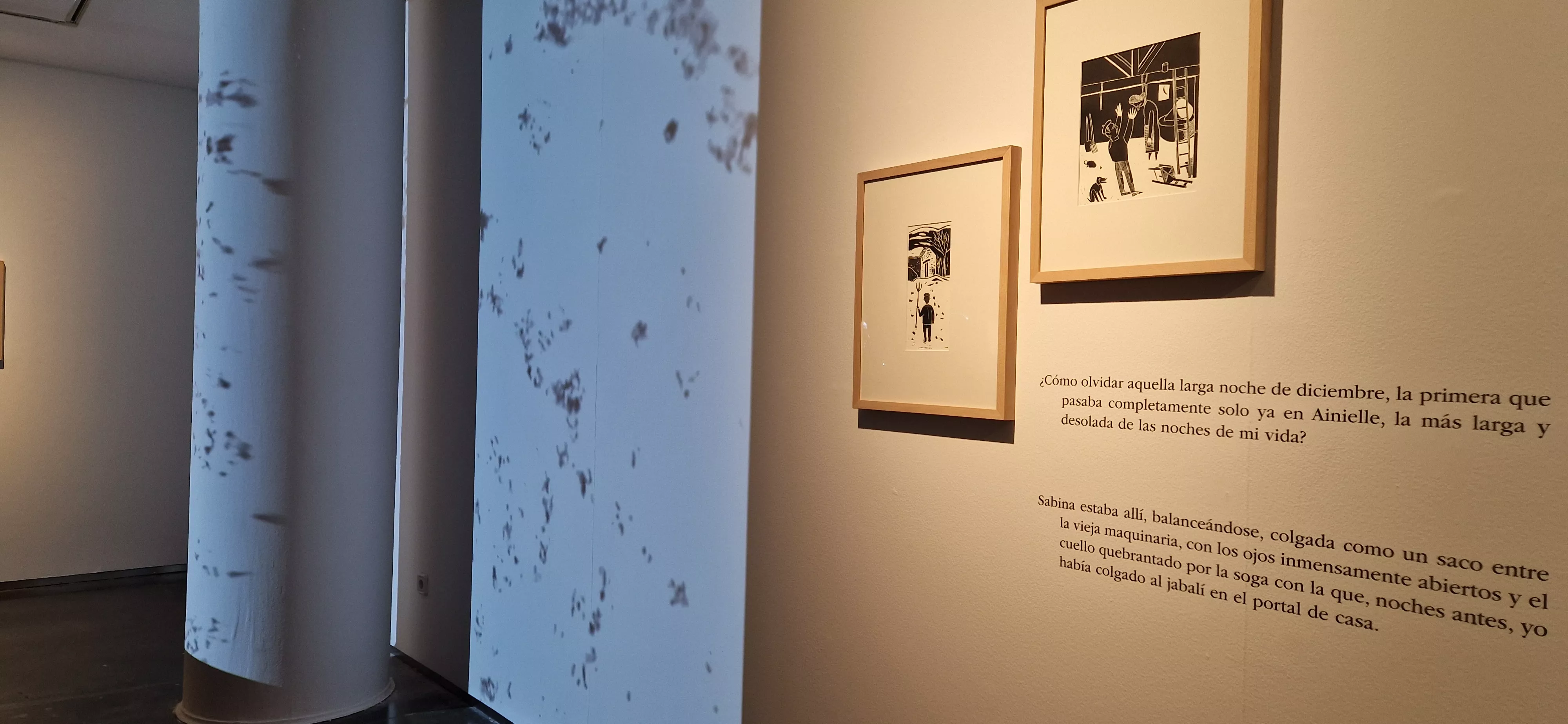 Exposición de Antonio Santos sobre La lluvia amarilla de Julio Llamazares. Foto Myriam Martínez 