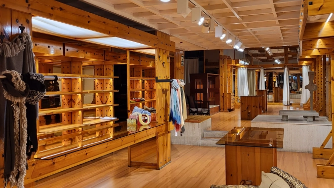 Un espacio muy cuidado y amplio albergaba Colos. Un espacio muy cuidado y amplio albergaba Colos.