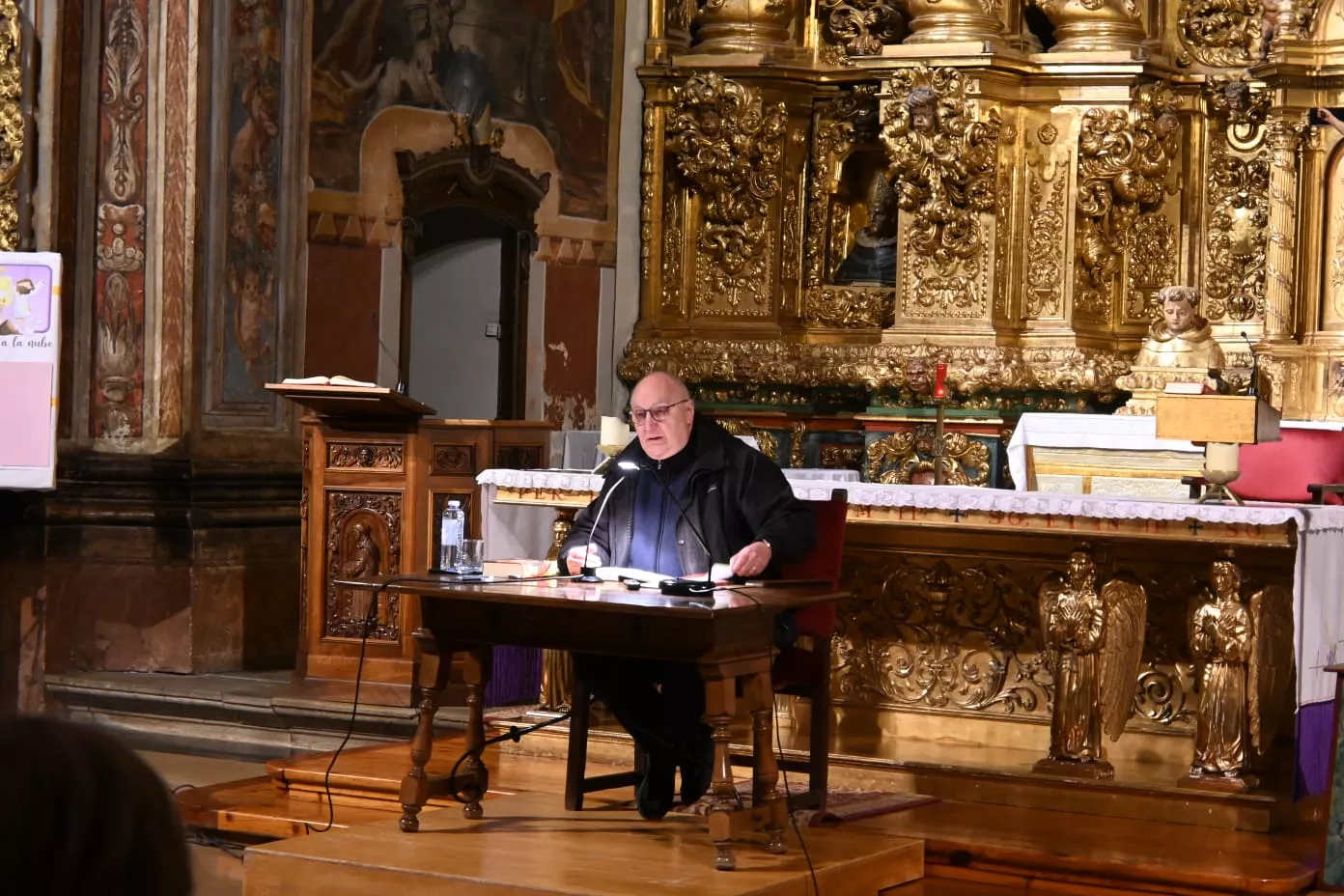 Fernando Jordán pronuncia los Ejercicios Espirituales de la Semana Santa de Huesca Fernando Jordán pronuncia los Ejercicios Espirituales de la Semana Santa de Huesca