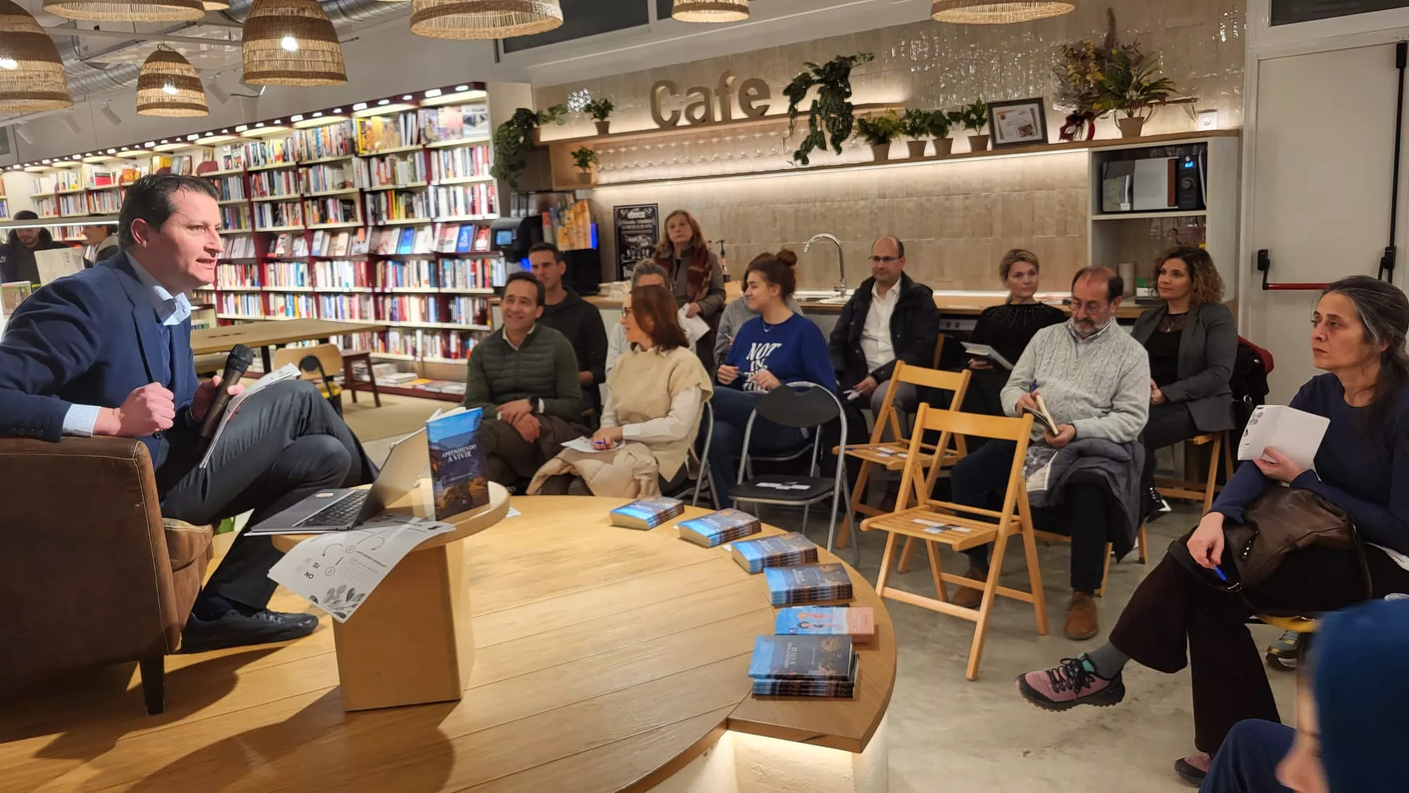 Presentación de Aprendiendo a vivir de Jorge Pascual Sesé