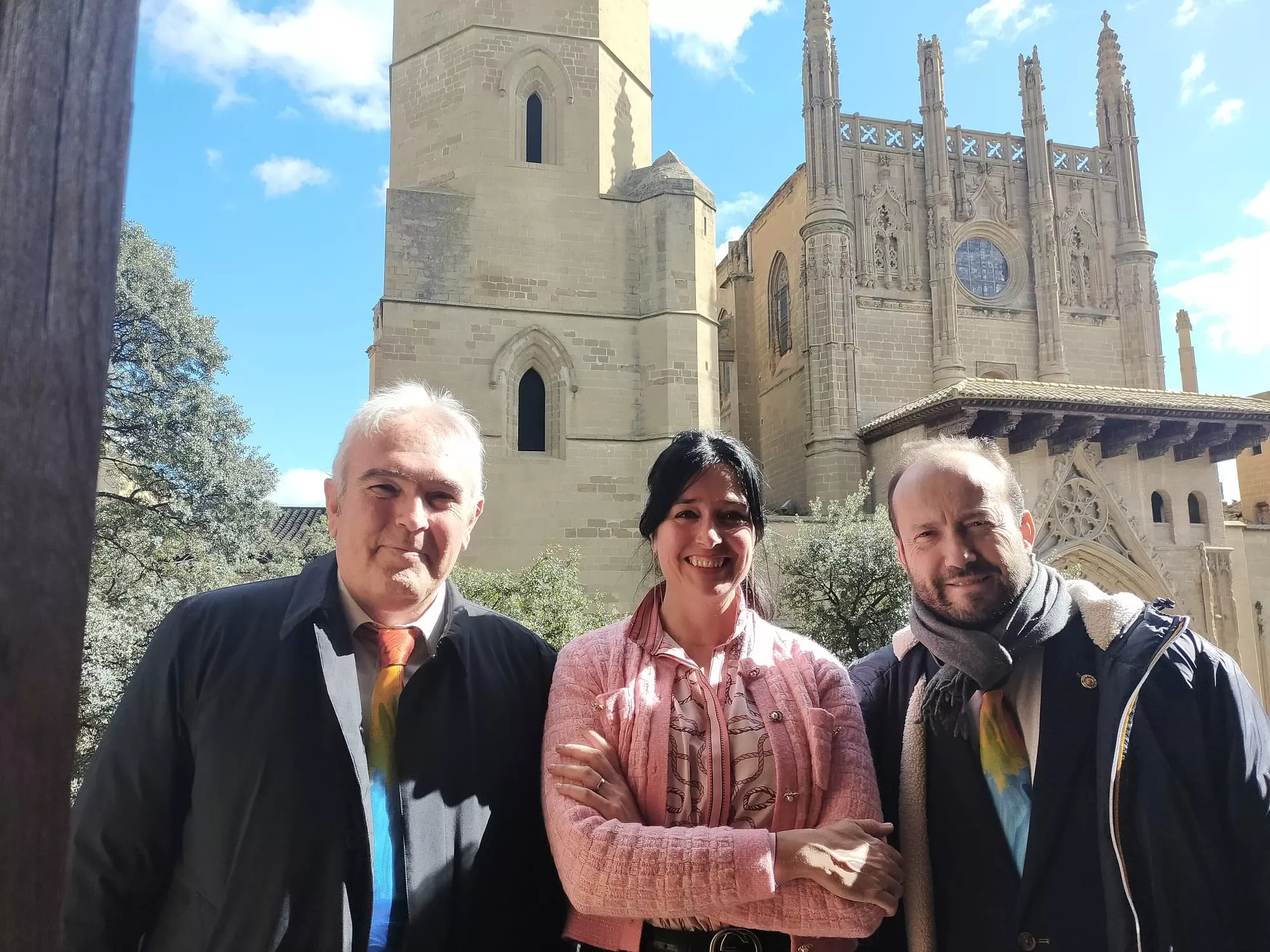 El gobernador rotario al Ayuntamiento de Huesca