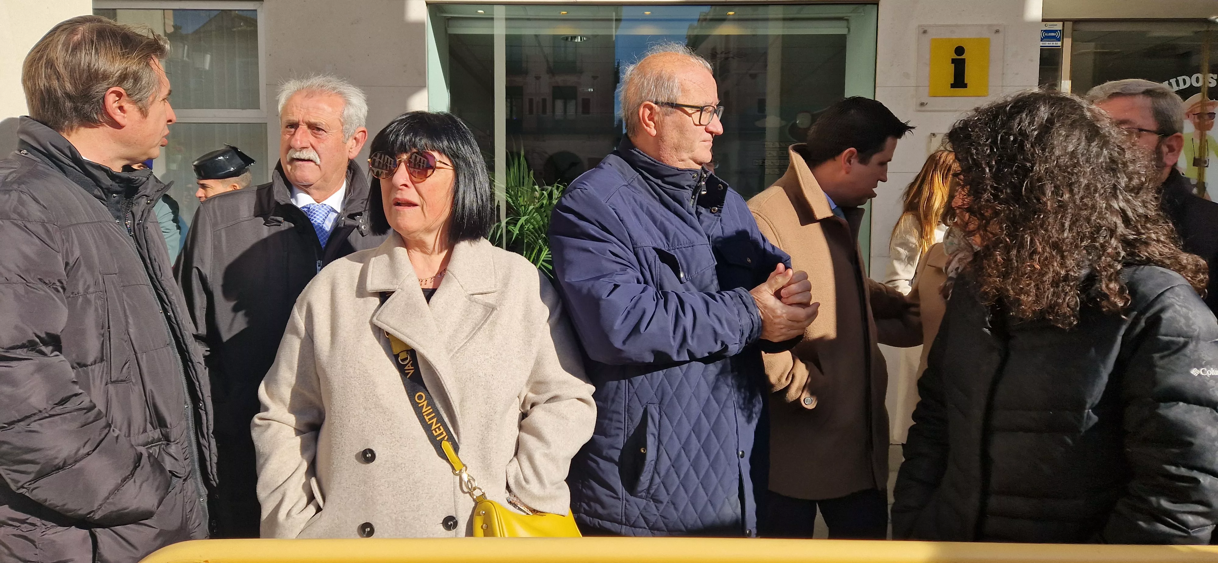 Exhibición del GREIM en la plaza López Allué de Huesca. Foto Myriam Martínez 