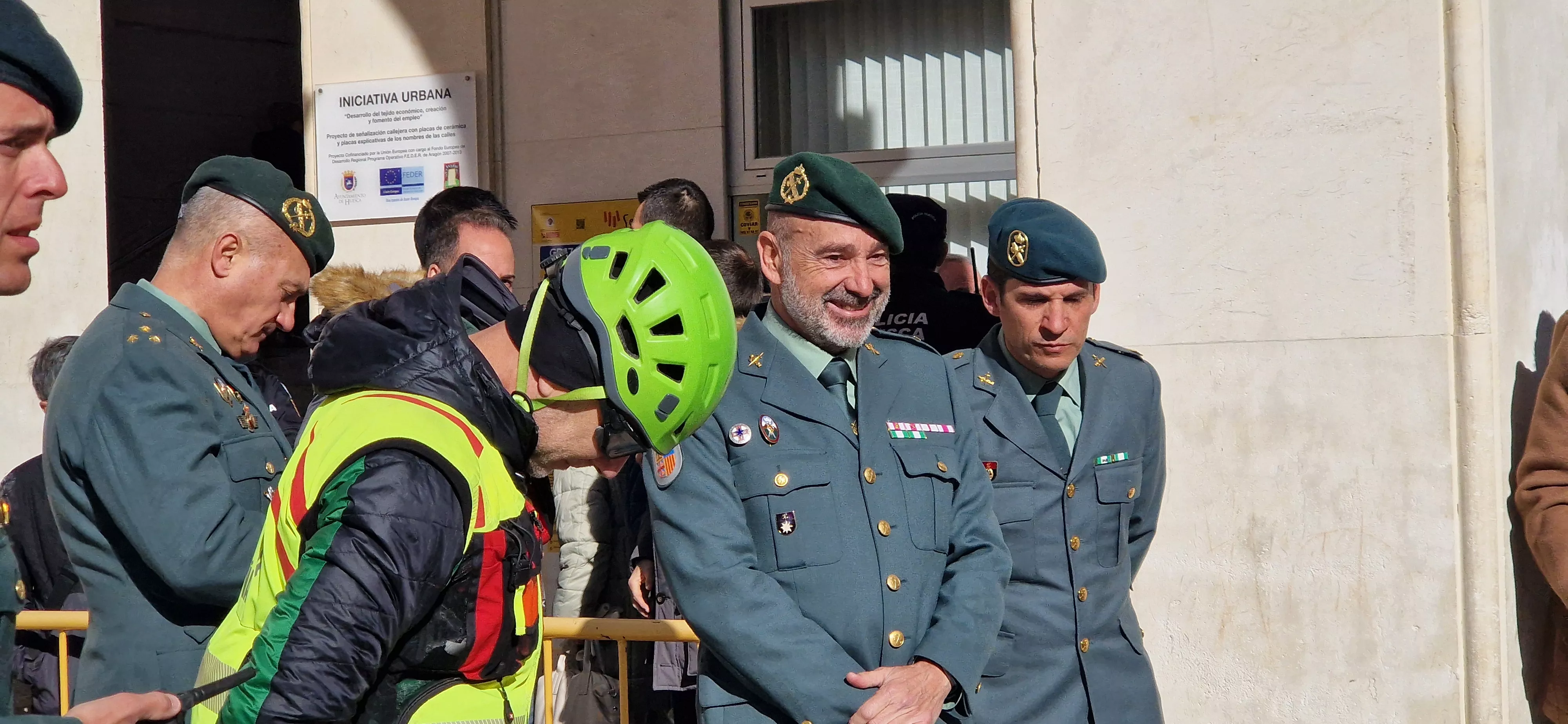 Exhibición del GREIM en la plaza López Allué de Huesca. Foto Myriam Martínez 