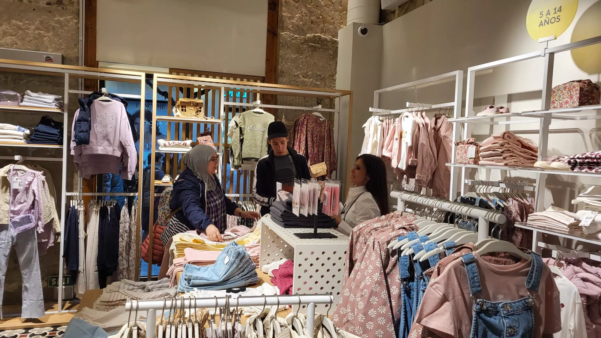 Apertura de Mango Kids en Huesca