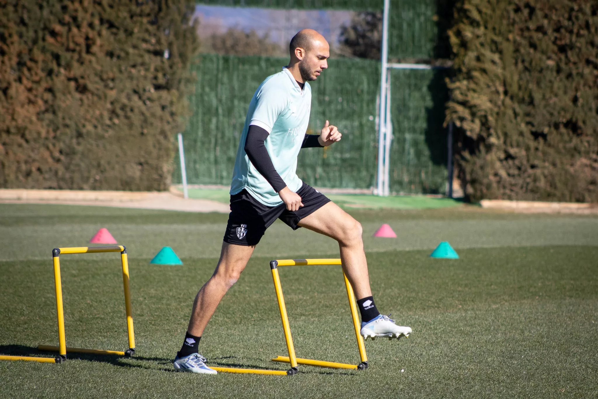 Blasco estará en la defensa del Huesca. Estas son las alineaciones del RCD Espanyol-SD Huesca.