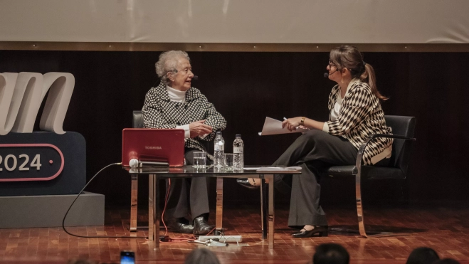 María Josefa Yzuel y Esther Puisac.