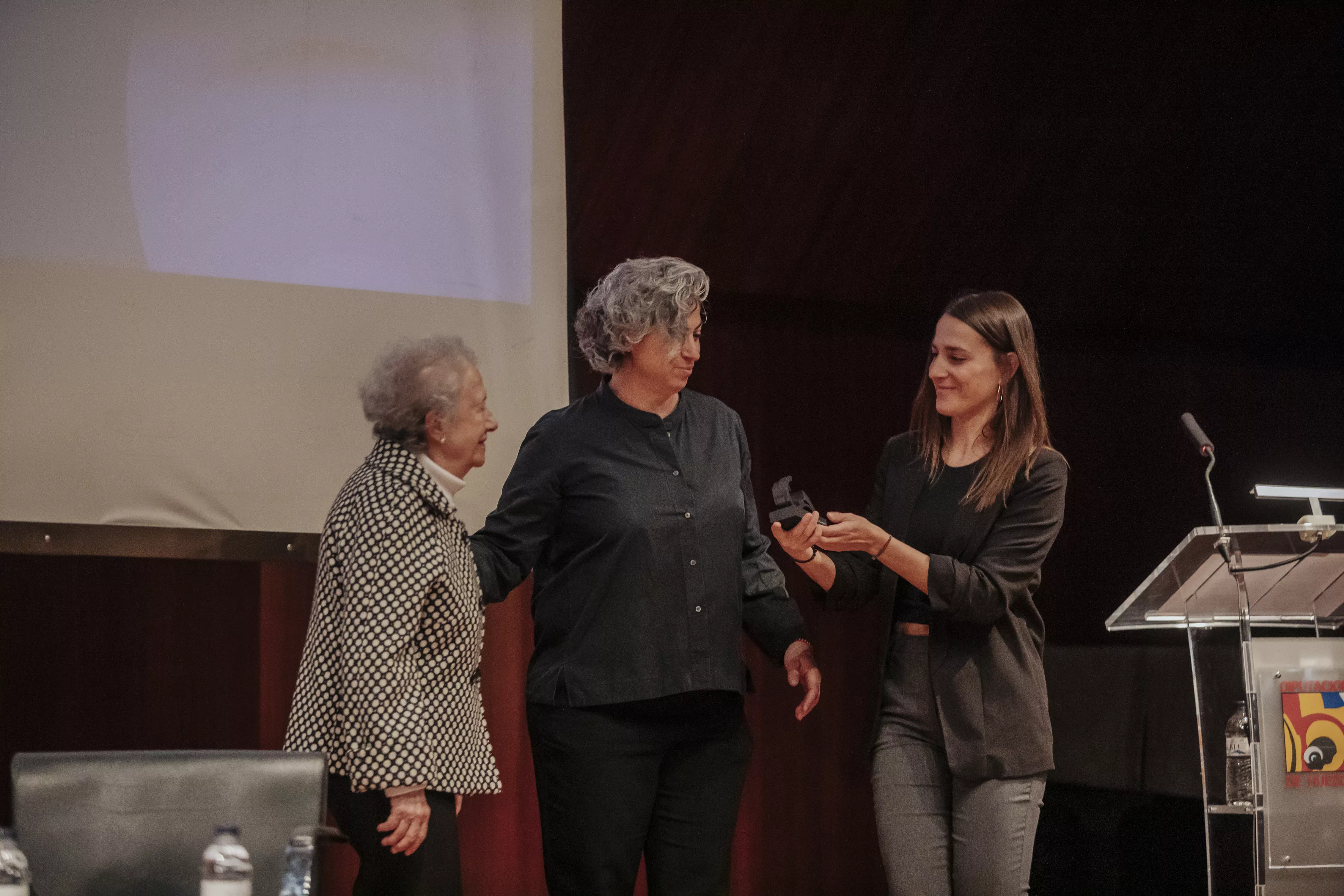 María Josefa Yzuel, Cristina Aranda e Irene Luzán.