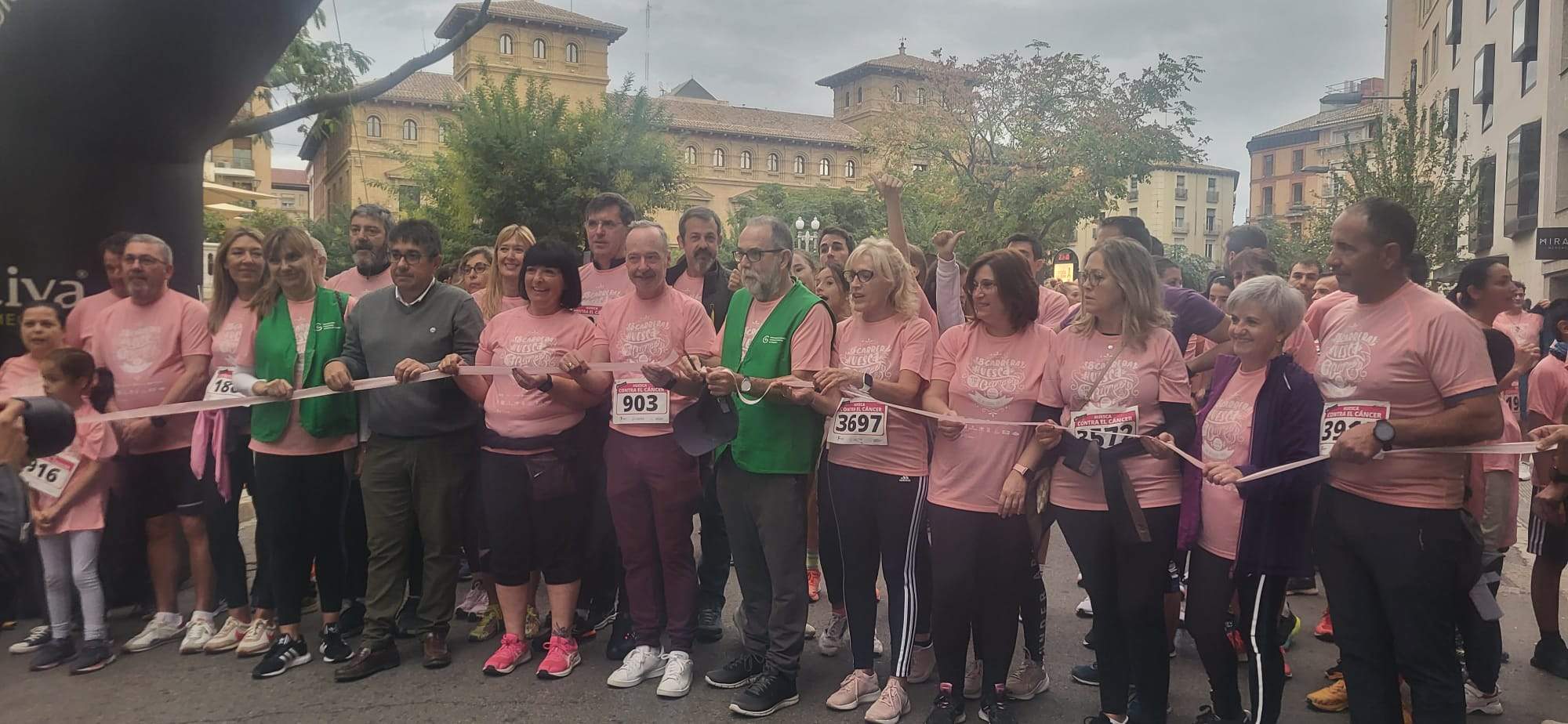 Carrera contra el Cáncer en Huesca. Foto Myriam Martínez