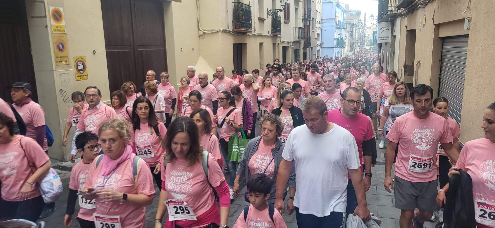Carrera contra el Cáncer en Huesca. Foto Myriam Martínez