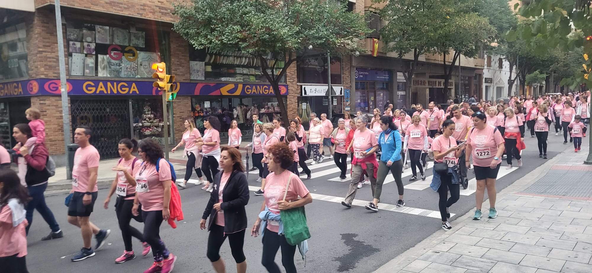 Carrera contra el Cáncer en Huesca. Foto Myriam Martínez