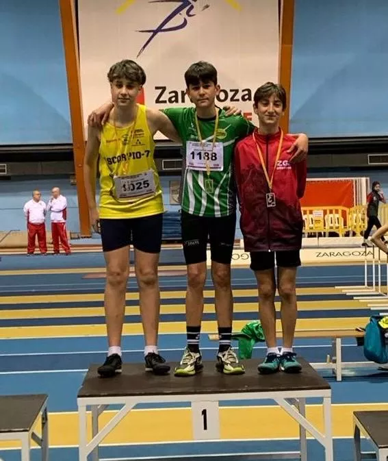 Mario Zamora, oro en triple