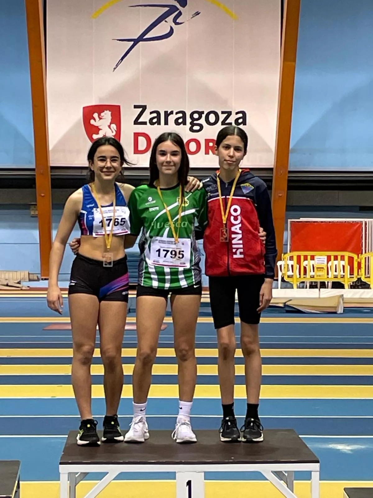 Marta Martínez (Zoiti) e Insaf Chairi (Hinaco), oro y bronce en pértiga