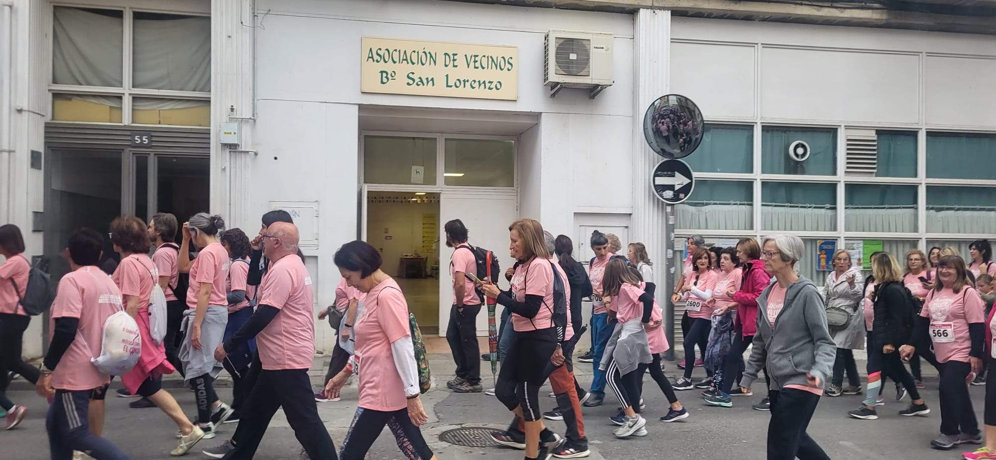Carrera contra el Cáncer en Huesca. Foto Myriam Martínez
