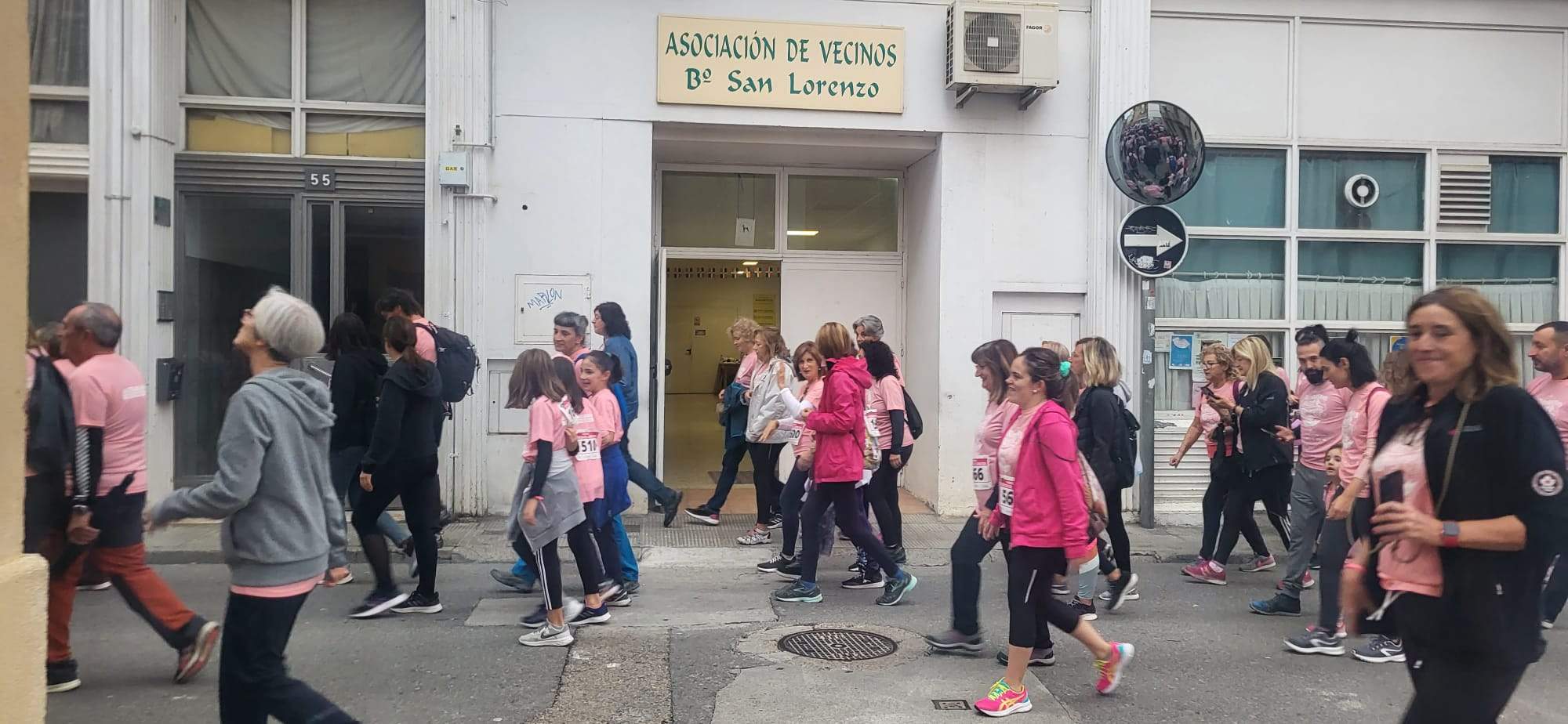 Carrera contra el Cáncer en Huesca. Foto Myriam Martínez