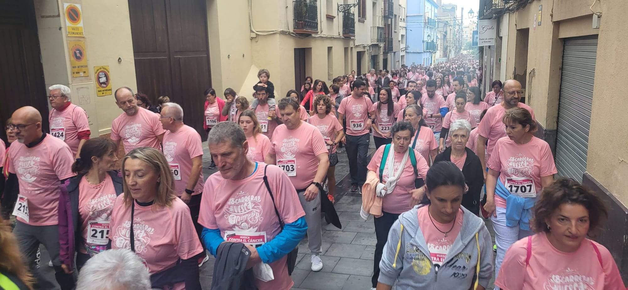 Carrera contra el Cáncer en Huesca. Foto Myriam Martínez
