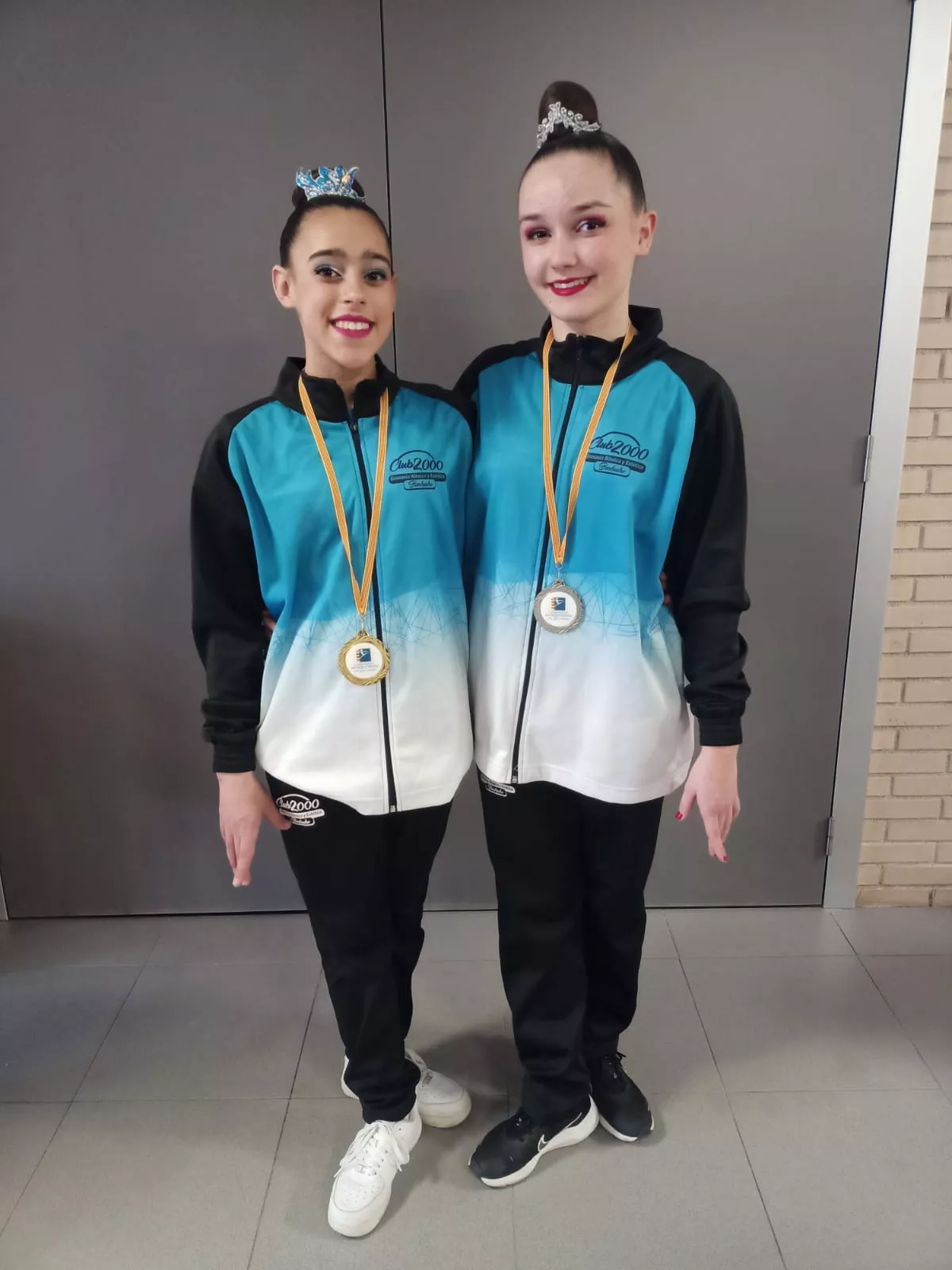 Daniela Hinestrosa y María Pueyo (Club 2000)