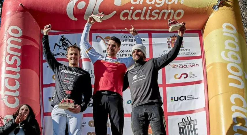 Torralba gana en su casa la Reino de los Mallos MTB Race.