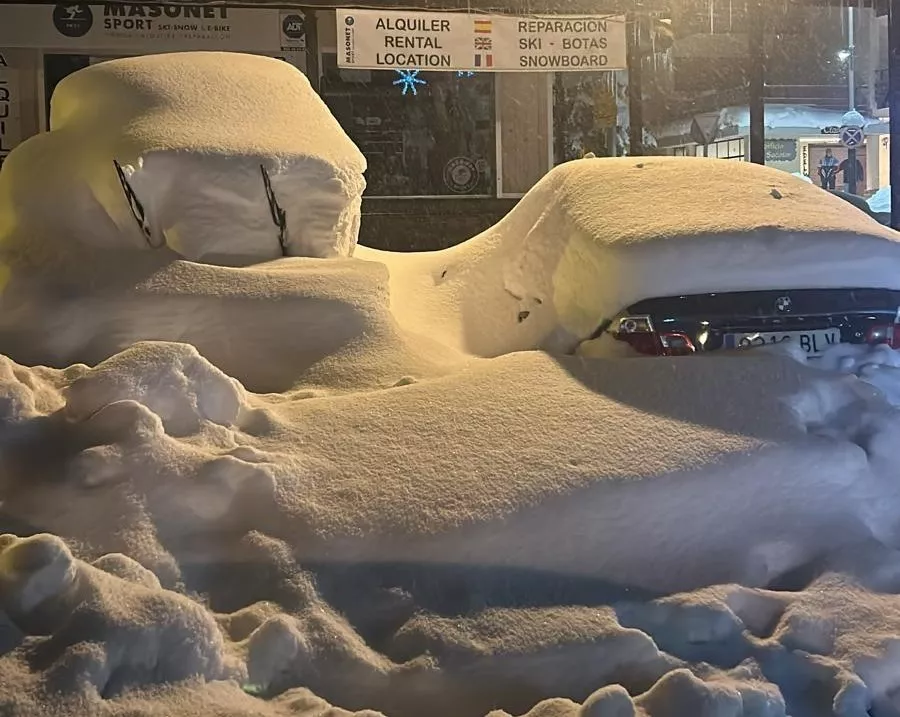 Imagen de la nieve acumulada en Formigal.
