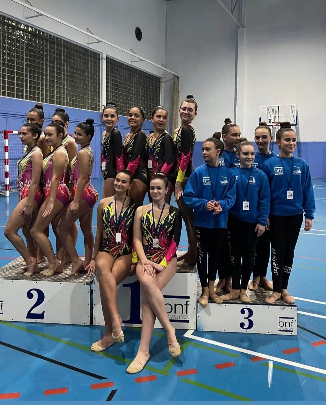 Maras, infantl 10 mazas, bronce