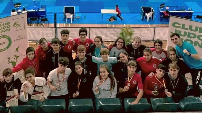 Escuela Ibón, infantiles y cadetes Escuela Ibón, infantiles y cadetes