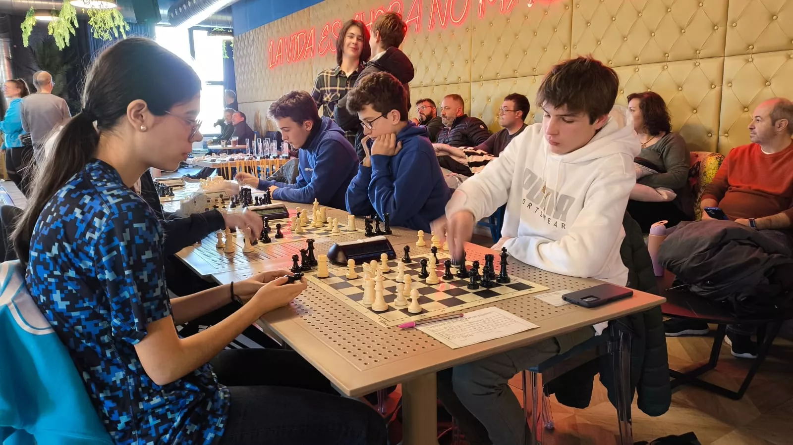 Imágenes del campeonato provincial escolar de ajedrez por equipos