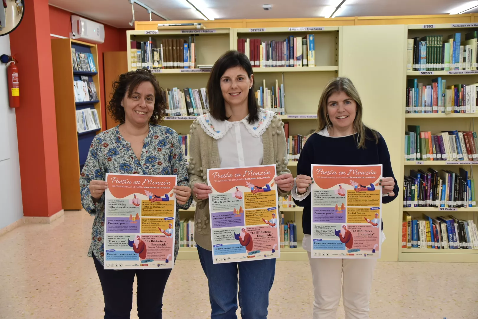 Monzón se llena de poesía para celebrar el Día Mundial.