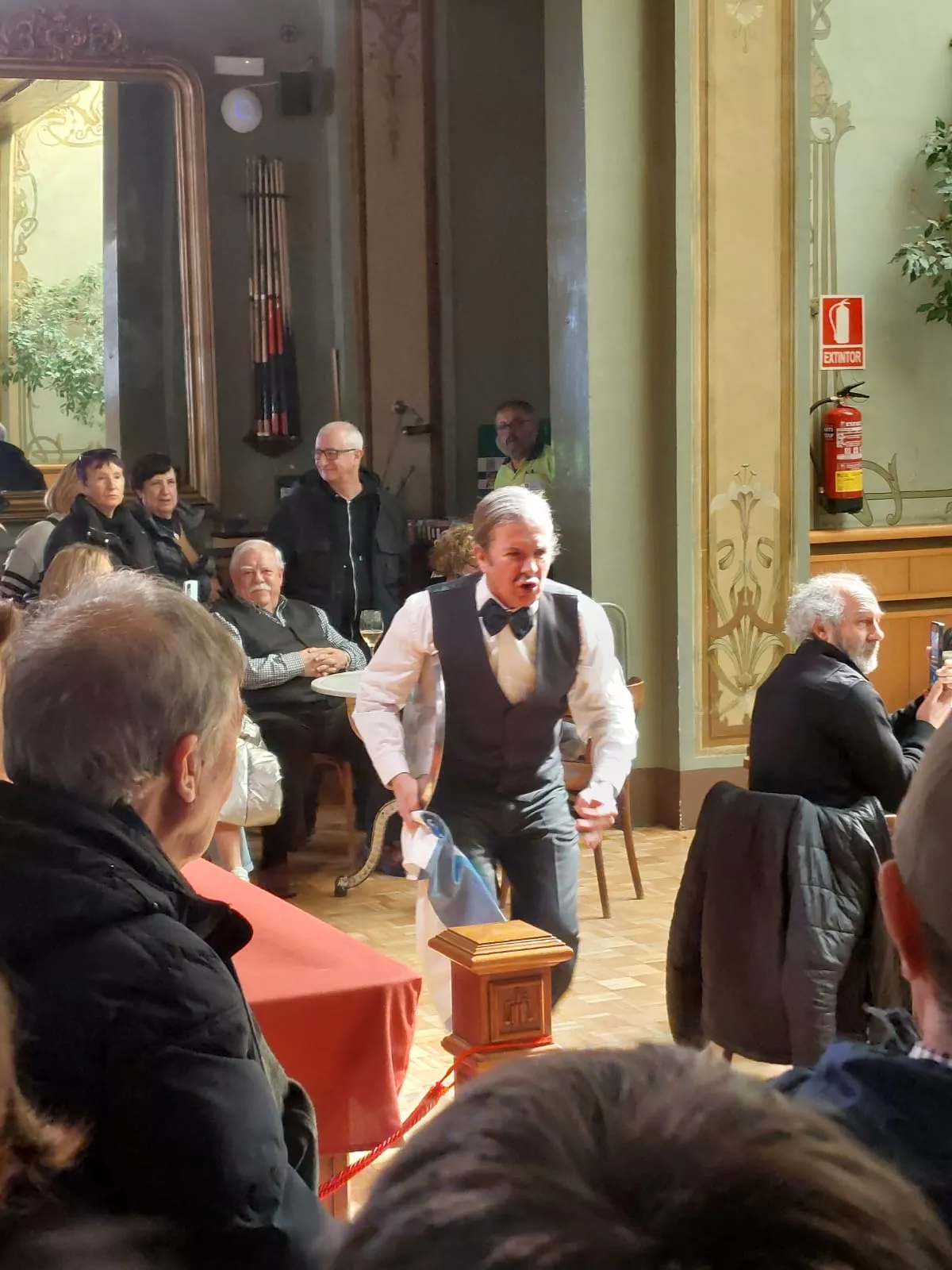 Cincomarzada en el Casino Oscense