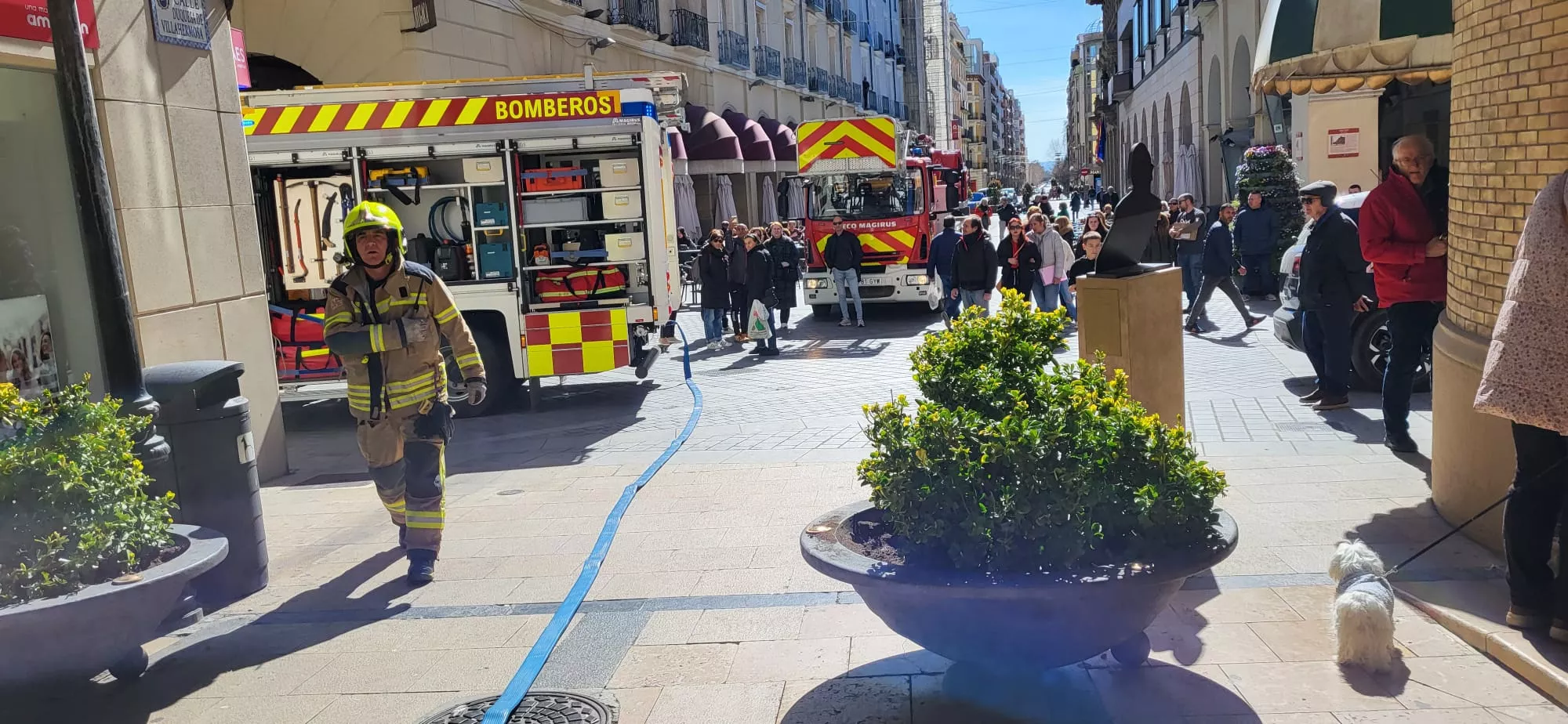 Actuación de bomberos por un conato de incendio en el Palacio de Villahermosa.