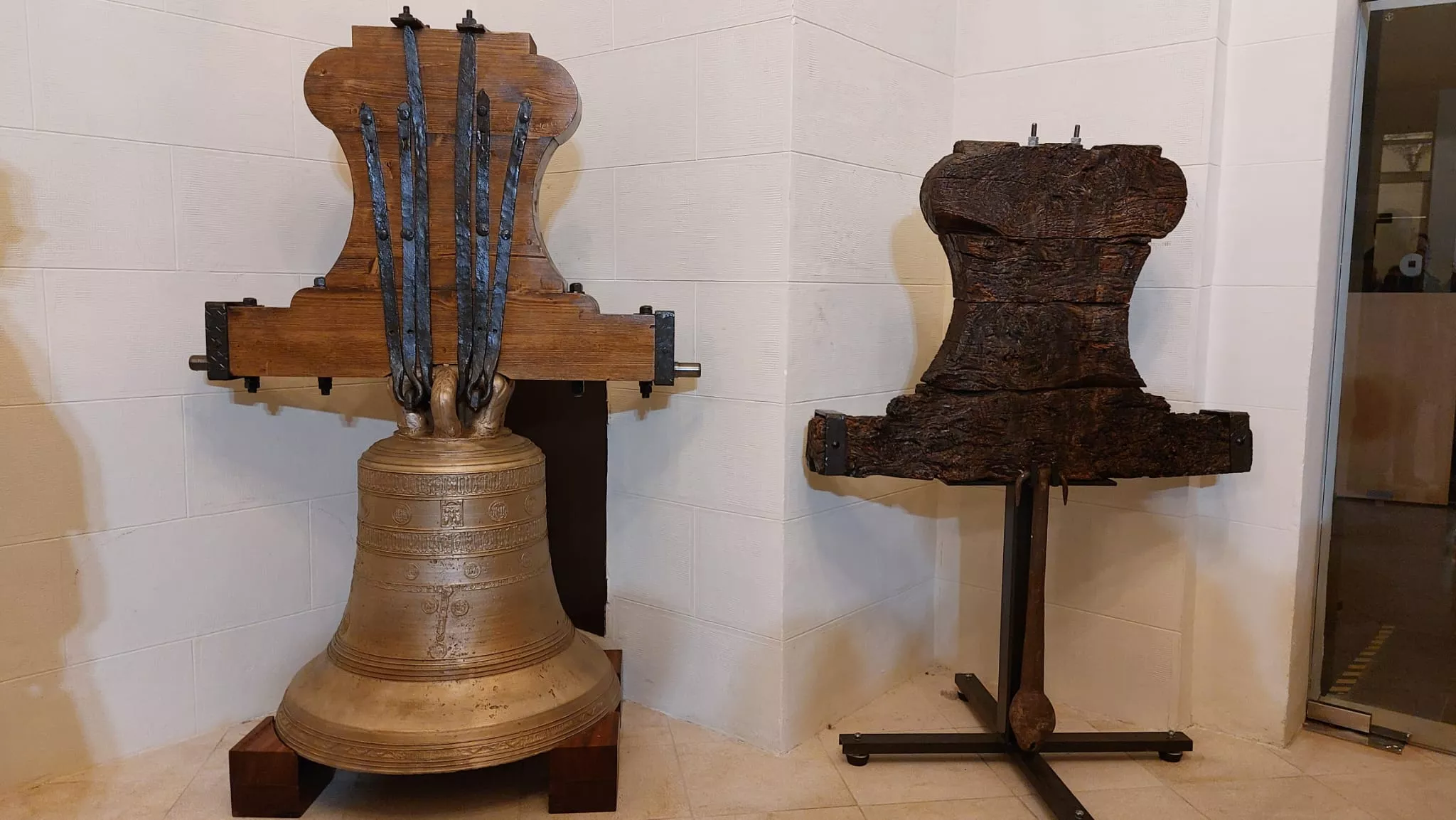 Rehabilitación de la campana Juana Paciencia
