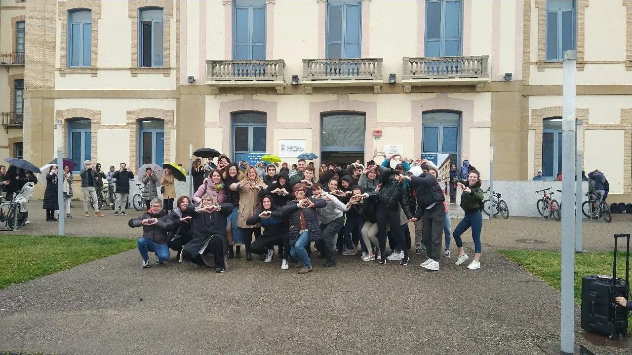 Flashmob por el Día de la Mujer en el Campus de Huesca