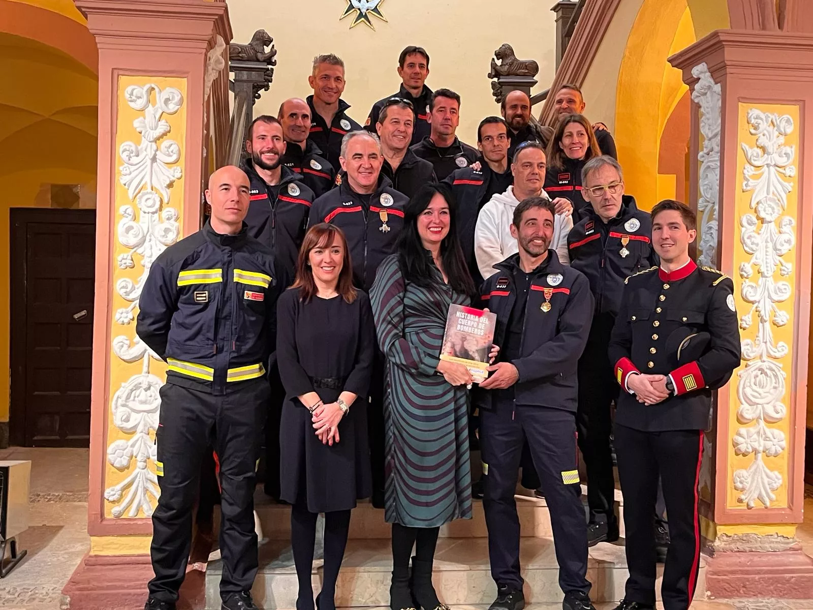 Entrega en Huesca de reconocimientos en la festividad de San Juan  de Dios, patrón de los bomberos. Foto Mercedes Manterola