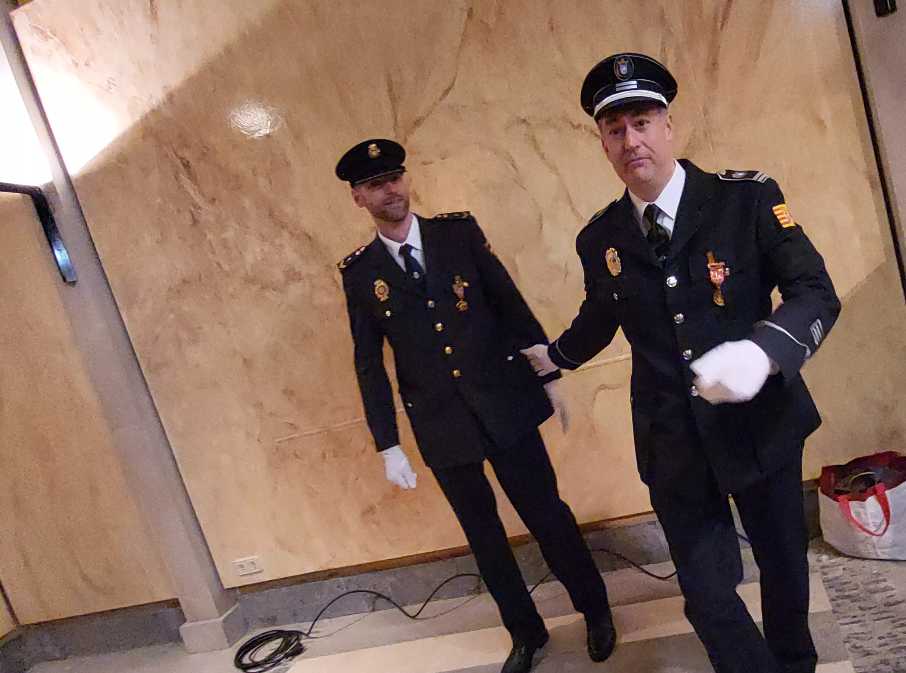 Entrega en Huesca de reconocimientos en la festividad de San Juan  de Dios, patrón de los bomberos. Foto Mercedes Manterola