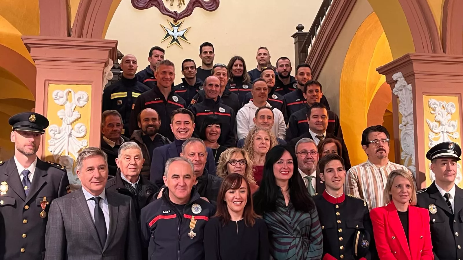 Entrega en Huesca de reconocimientos en la festividad de San Juan  de Dios, patrón de los bomberos. Foto Mercedes Manterola