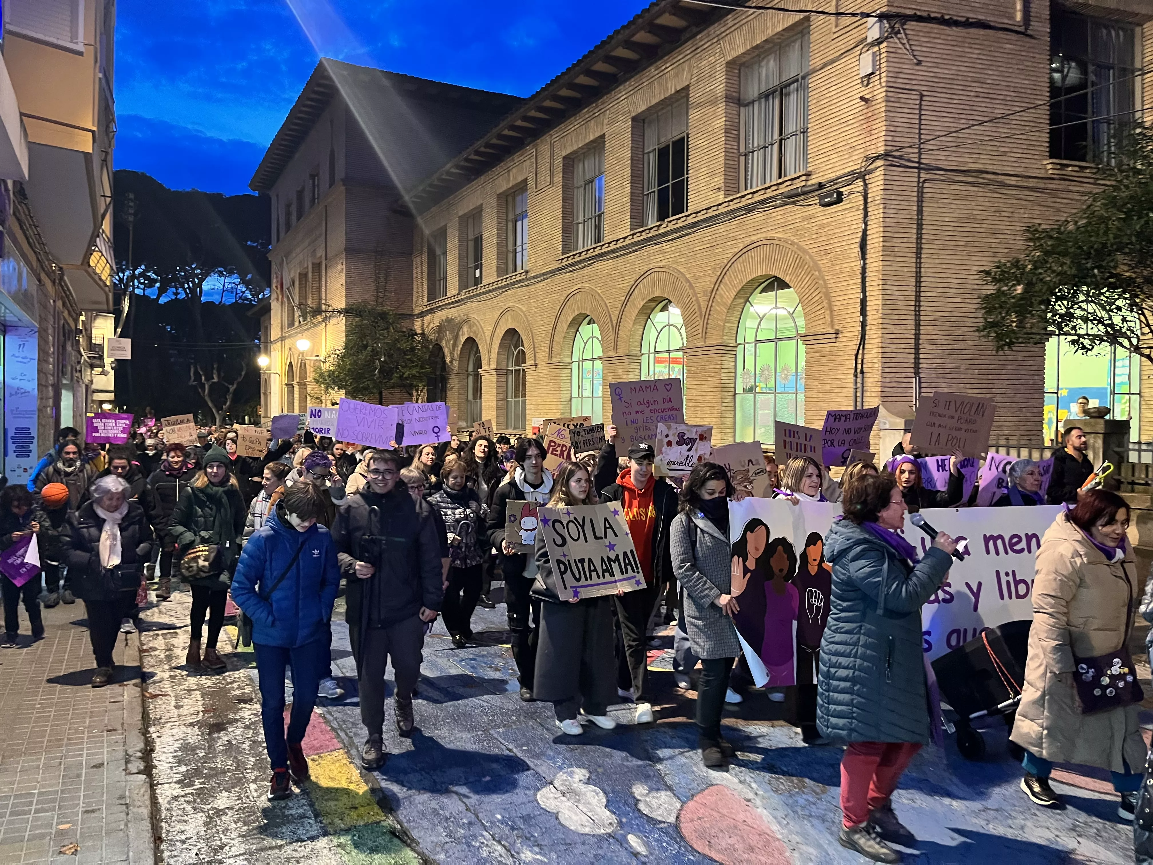 Manifestación del 8M 2024 celebrada en Huesca. Foto Mercedes Manterola