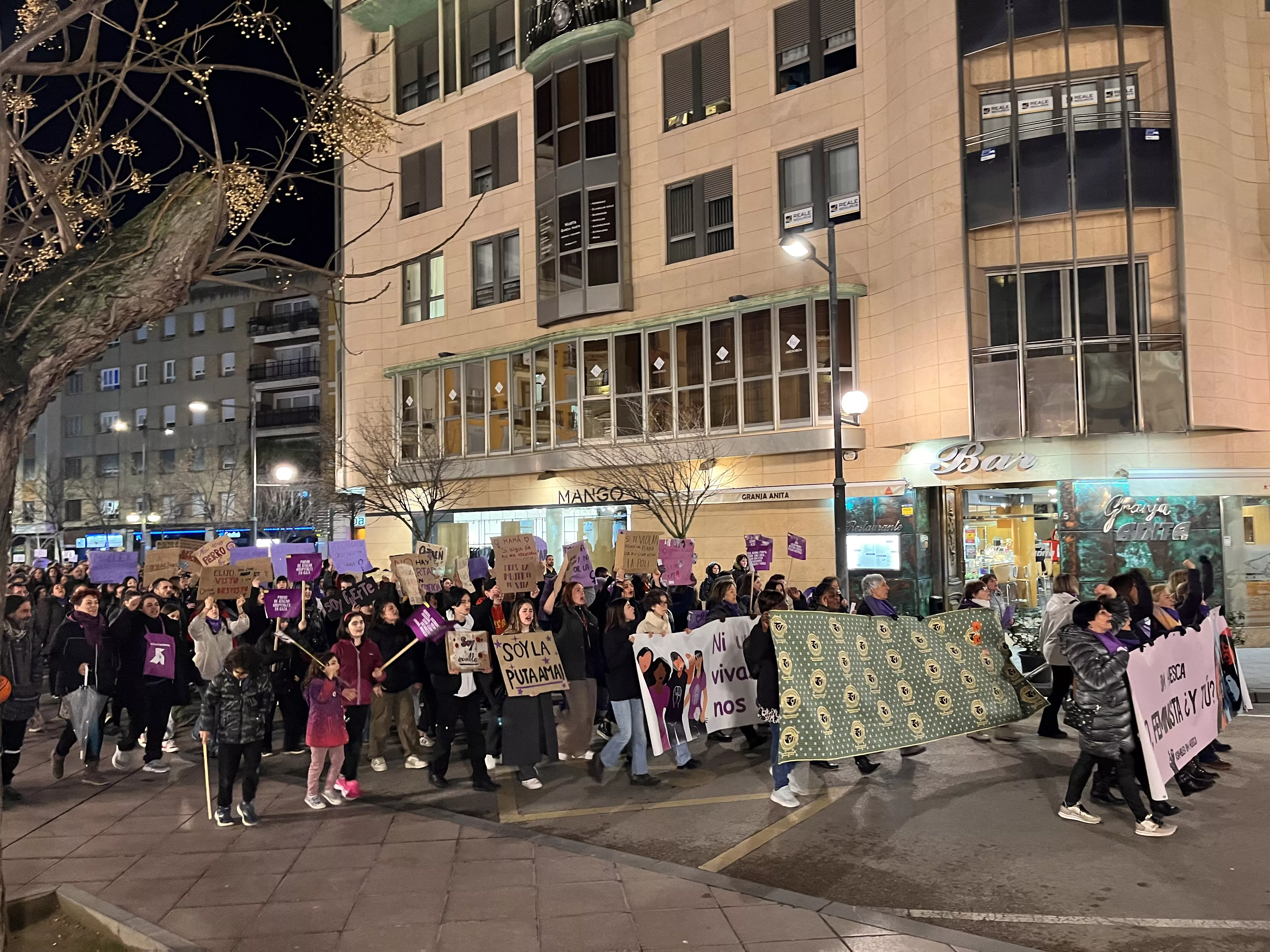 Manifestación del 8M 2024 celebrada en Huesca. Foto Mercedes Manterola